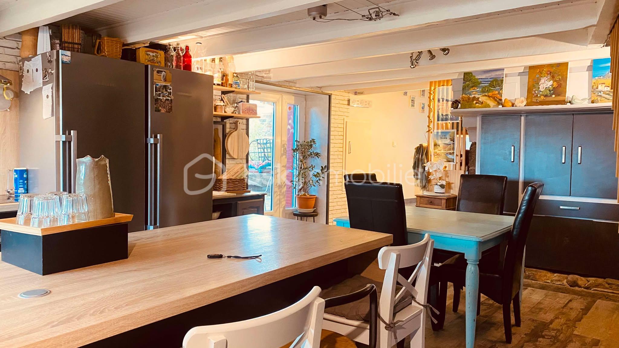 Maison de village de 128 m² - 477604838_1601039337209775_4958339045487400656_n.jpg