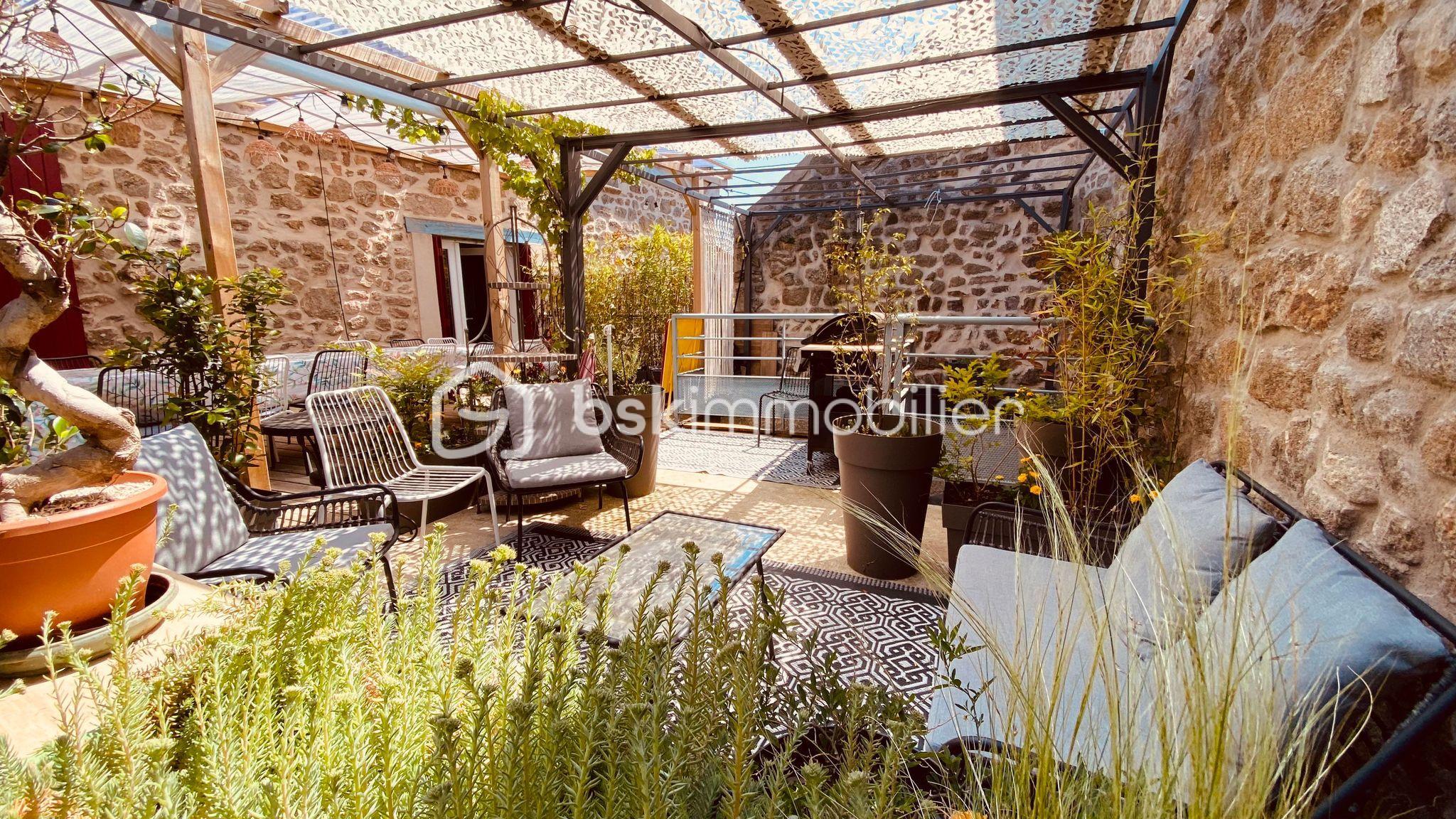 Maison de village de 128 m² - ylWwB9zVgmiqMuKYyLN7iunp9N5hFMERZjcLEqXH-branded.jpg