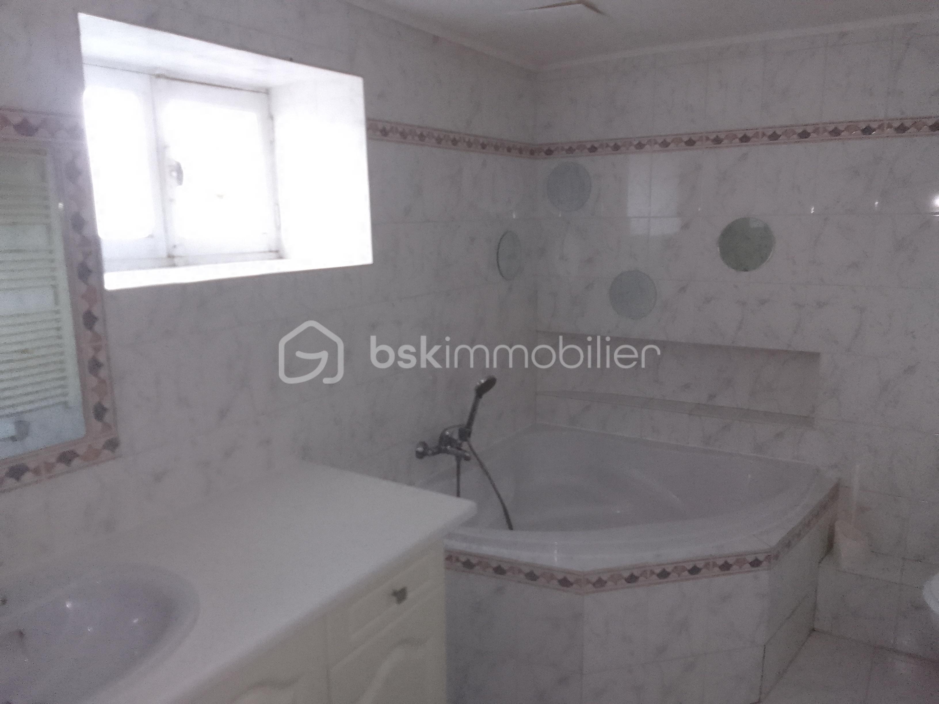 Maison ancienne de 137 m² - IMG_20251217_111441.jpg