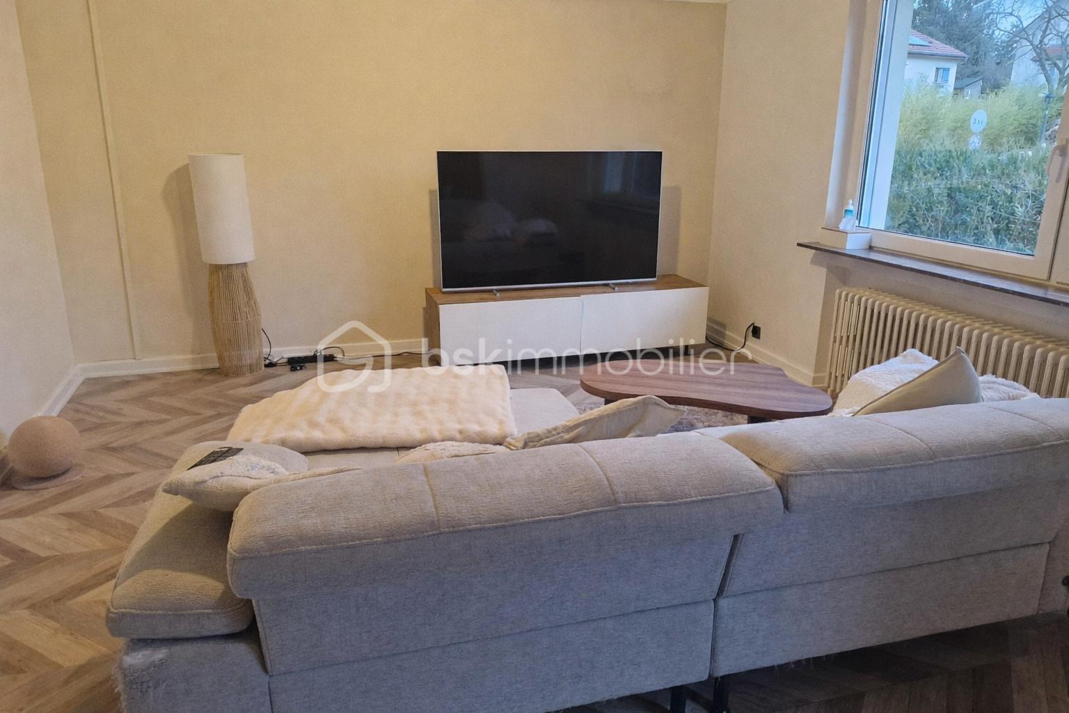 Maison jumelee de 117,45 m² - salon sans sapin 1.png