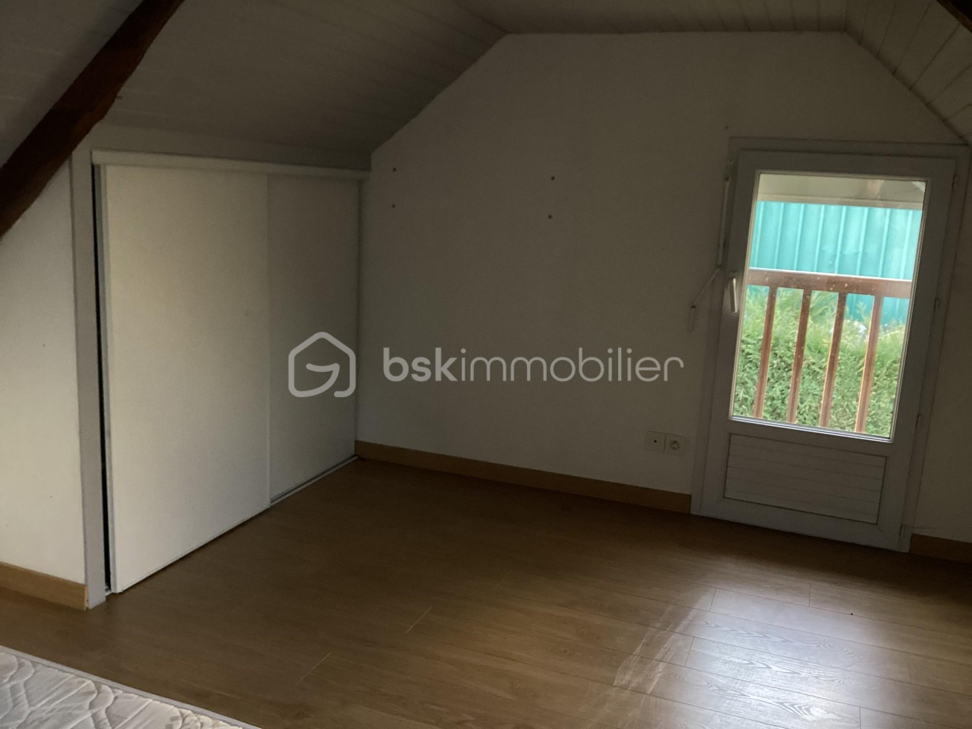 Maison de 152 m² - c4c4d512-b966-4fb9-b131-998d5cbba939.jpeg