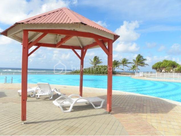 Appartement de 29,15 m² - piscine adr.JPG
