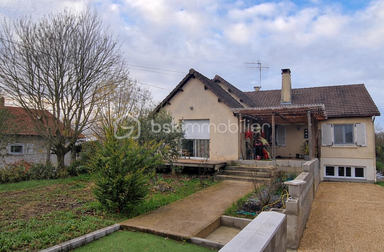 Maison ancienne de 154,69 m² - ChatGPT Image 25 janv. 2026, 15_42_22.png