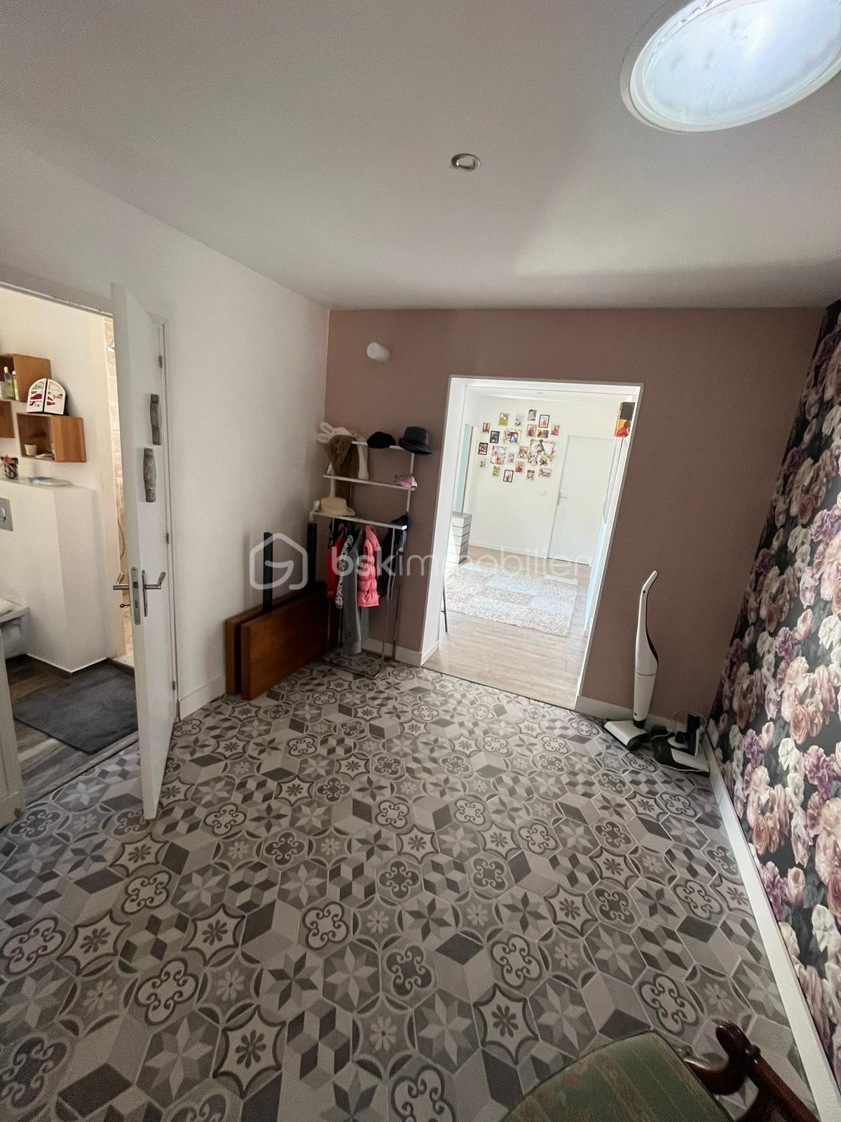 Maison ancienne de 154,69 m² - motion_photo_1257290512407785860.jpg