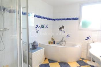 Maison traditionnelle de 140 m² - lVsnLvnPa7TCVq3BSJ5u3QMFtciUYhj21oJdfjz0-thumb-lg.jpg