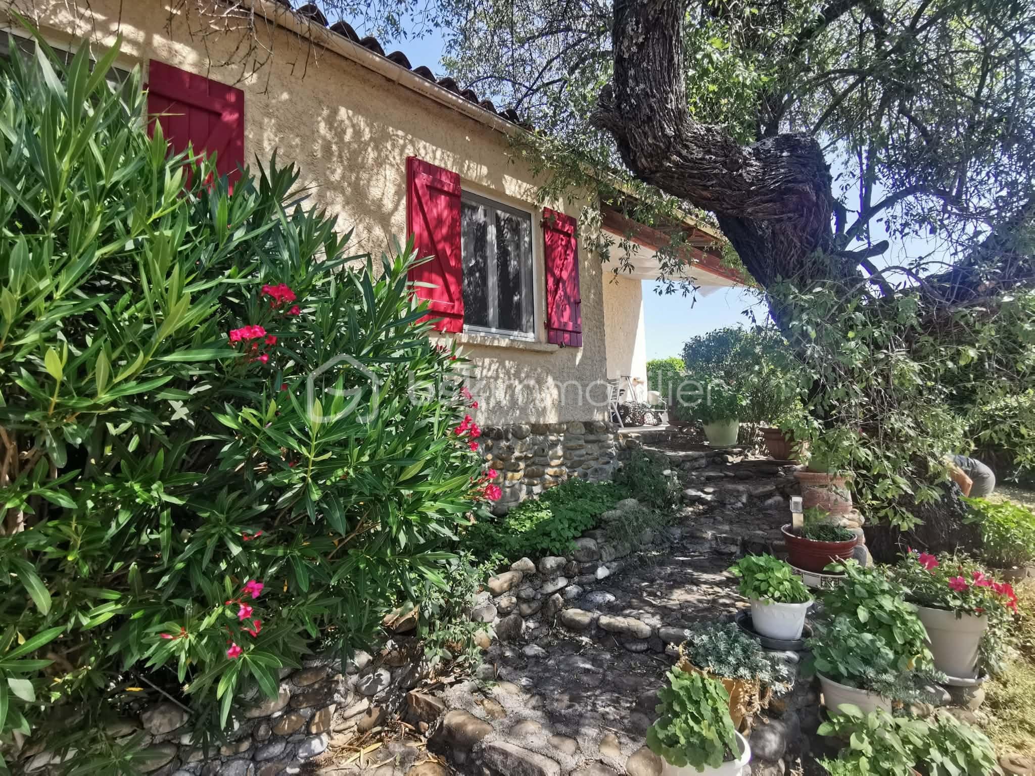 petite maison exte a modif.jpeg