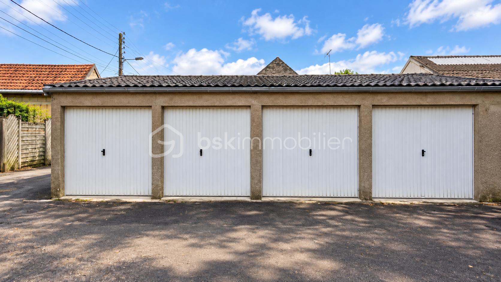 GARAGES.png