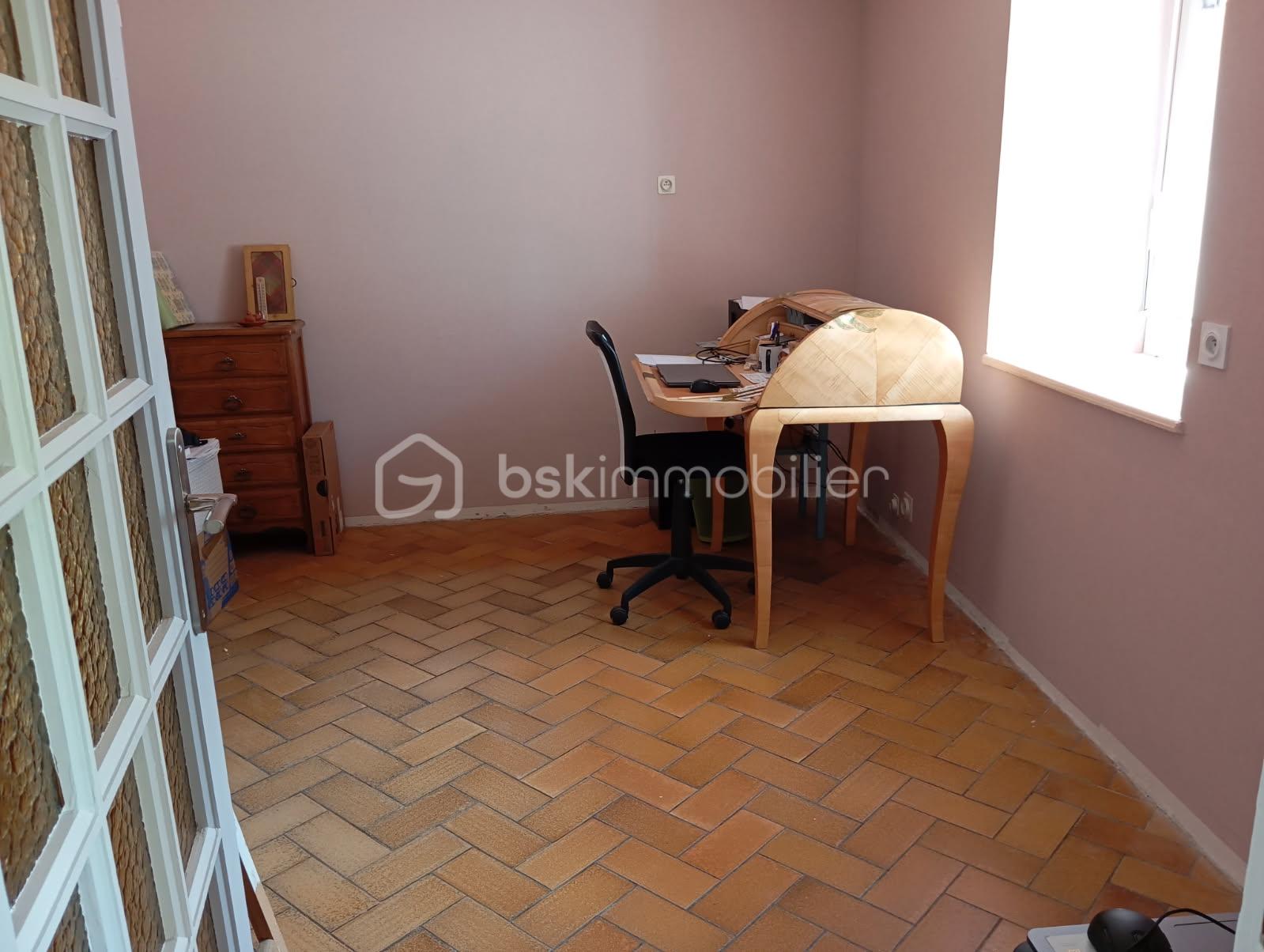 Maison en pierre de 215 m² - 7338777470910423467.jpg