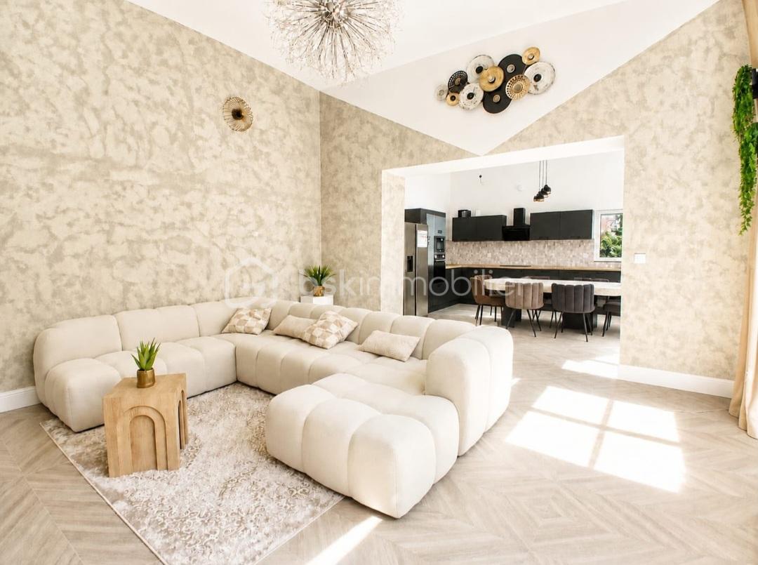Maison 11 pièces 300 m² · à Douai · 300 m² · 620 000 €