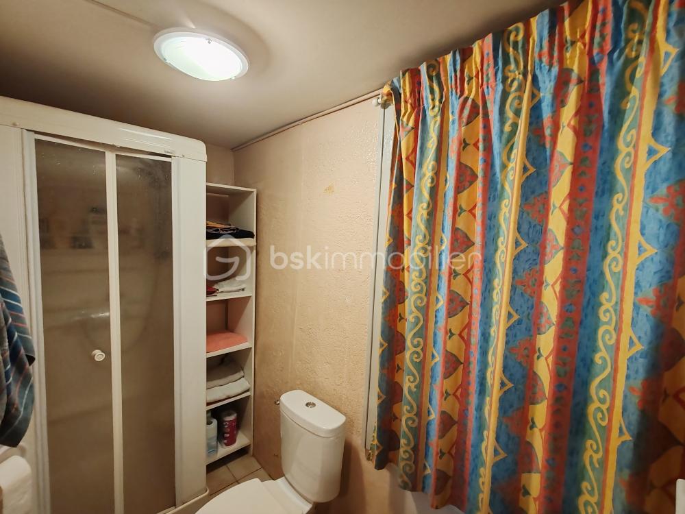 Maison de ville de 95 m² - photo salle d'eau.jpg