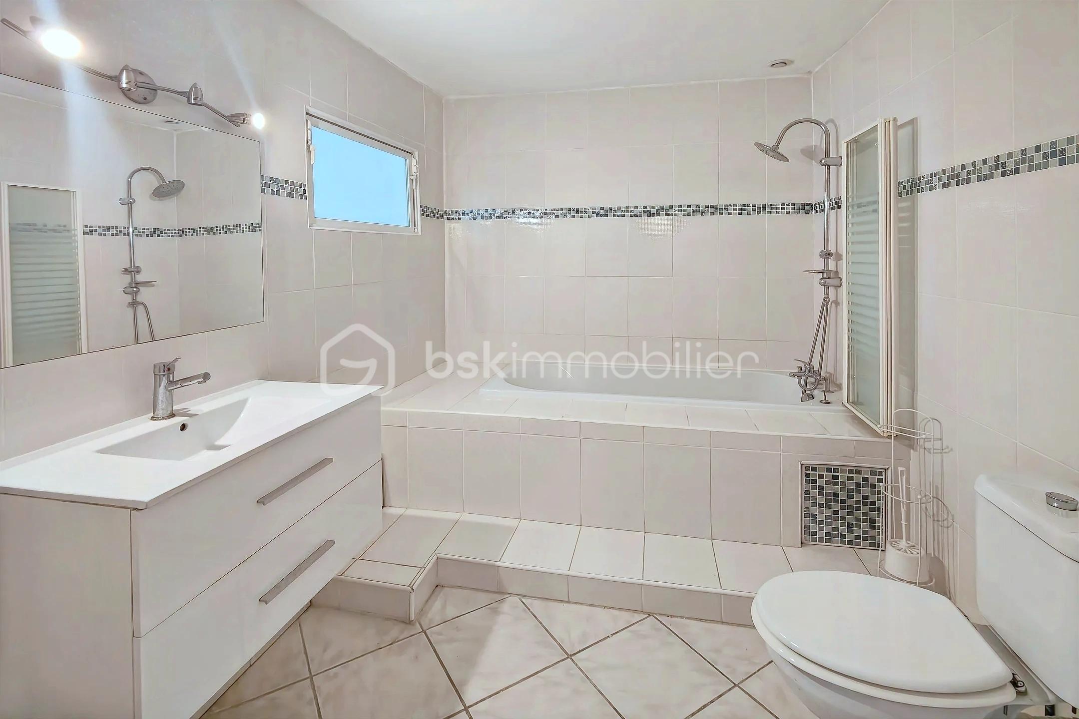 MAISON A LOUER DONZERE EMILIE BROCHE BSK IMMOBILIER 0629326964 (6).jpg