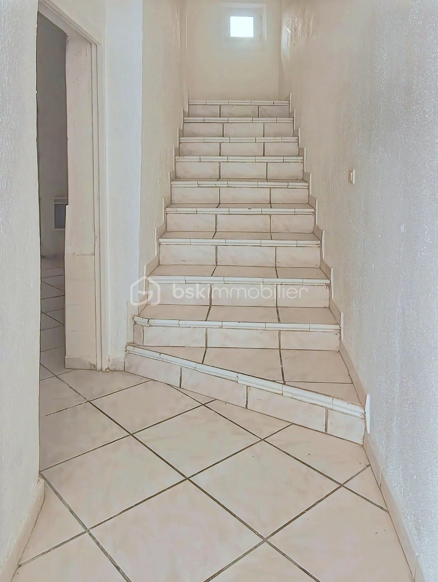 MAISON A LOUER DONZERE EMILIE BROCHE BSK IMMOBILIER 0629326964 (2).jpg