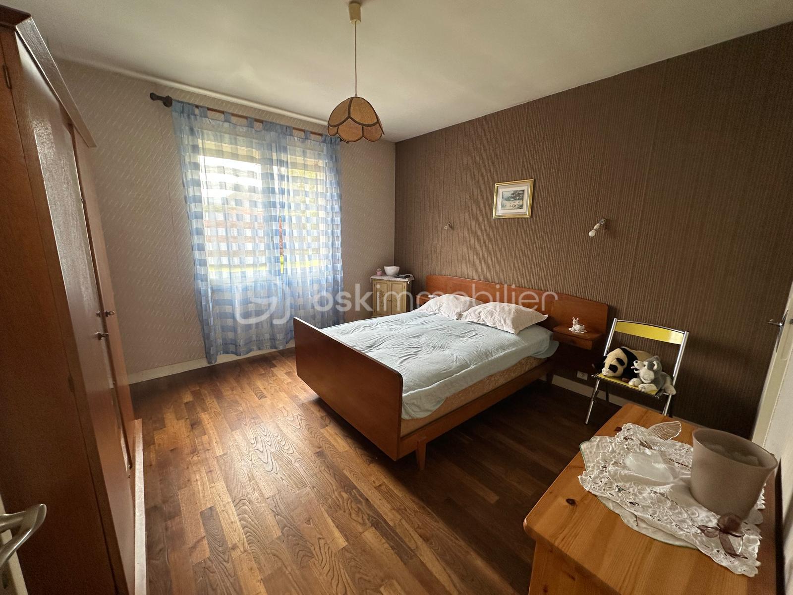 Chambre marron.jpg