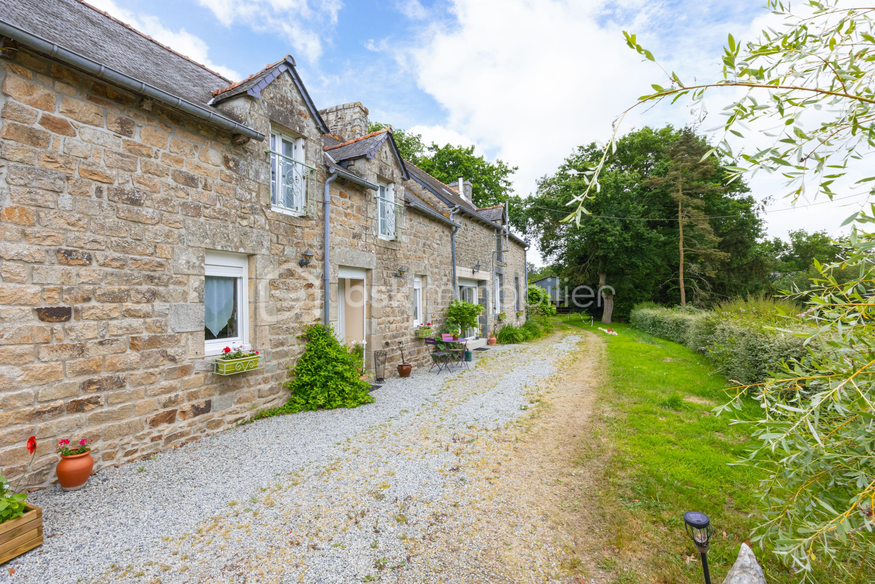 33-35 Le village de bosny ST GILLES DU MENE (22 sur 31).jpg