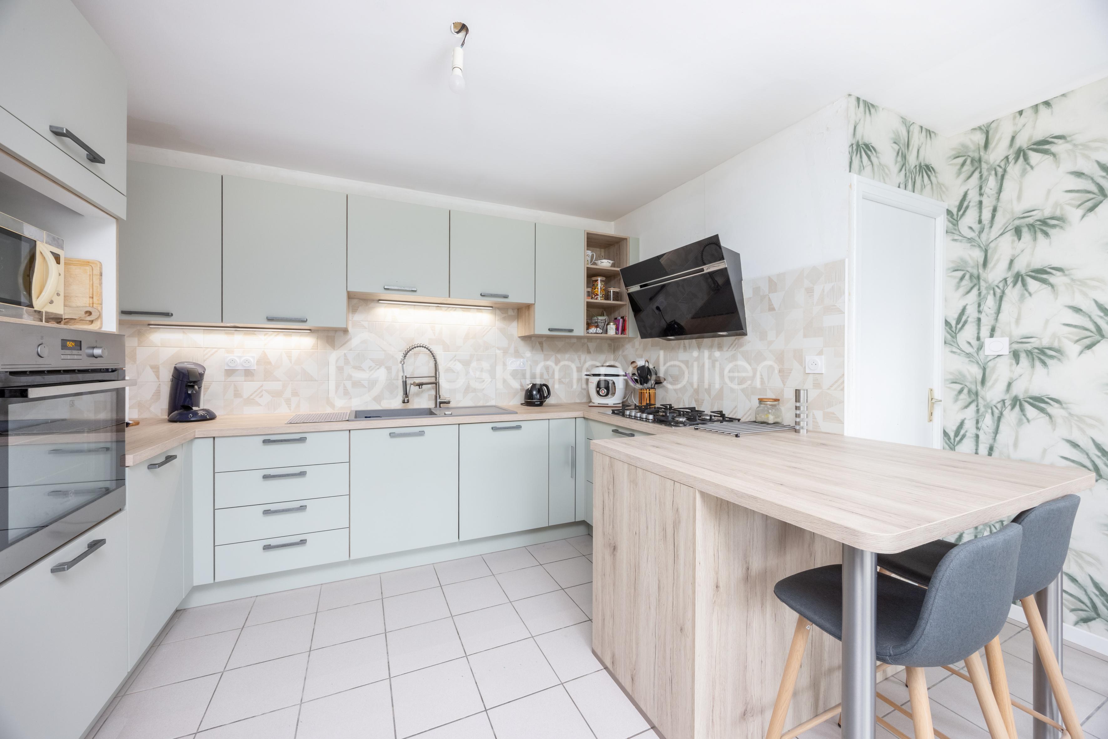 Maison en pierre de 215 m² - 33-35 Le village de bosny ST GILLES DU MENE (3 sur 31).jpg