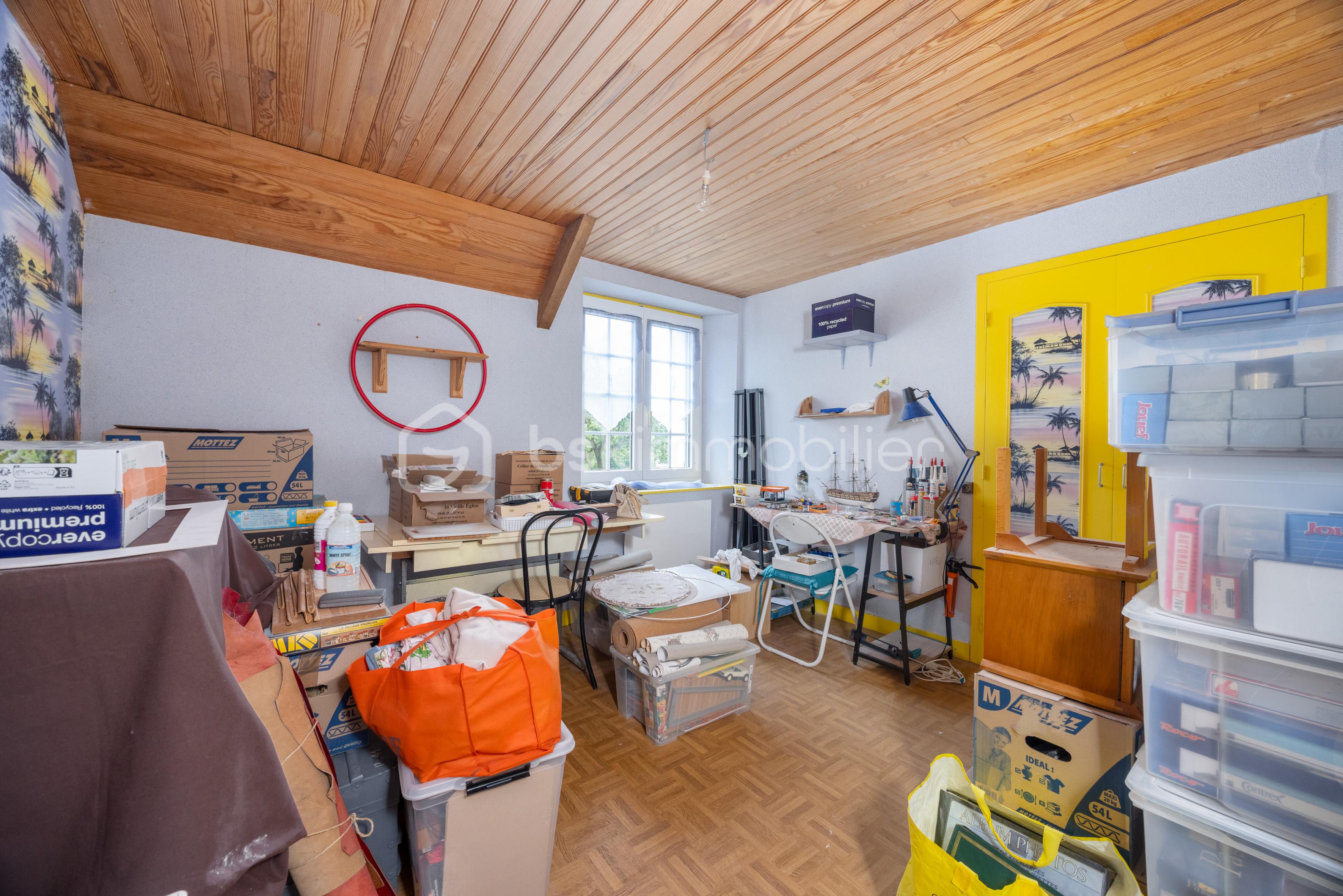 Maison en pierre de 215 m² - 33-35 Le village de bosny ST GILLES DU MENE (20 sur 31).jpg