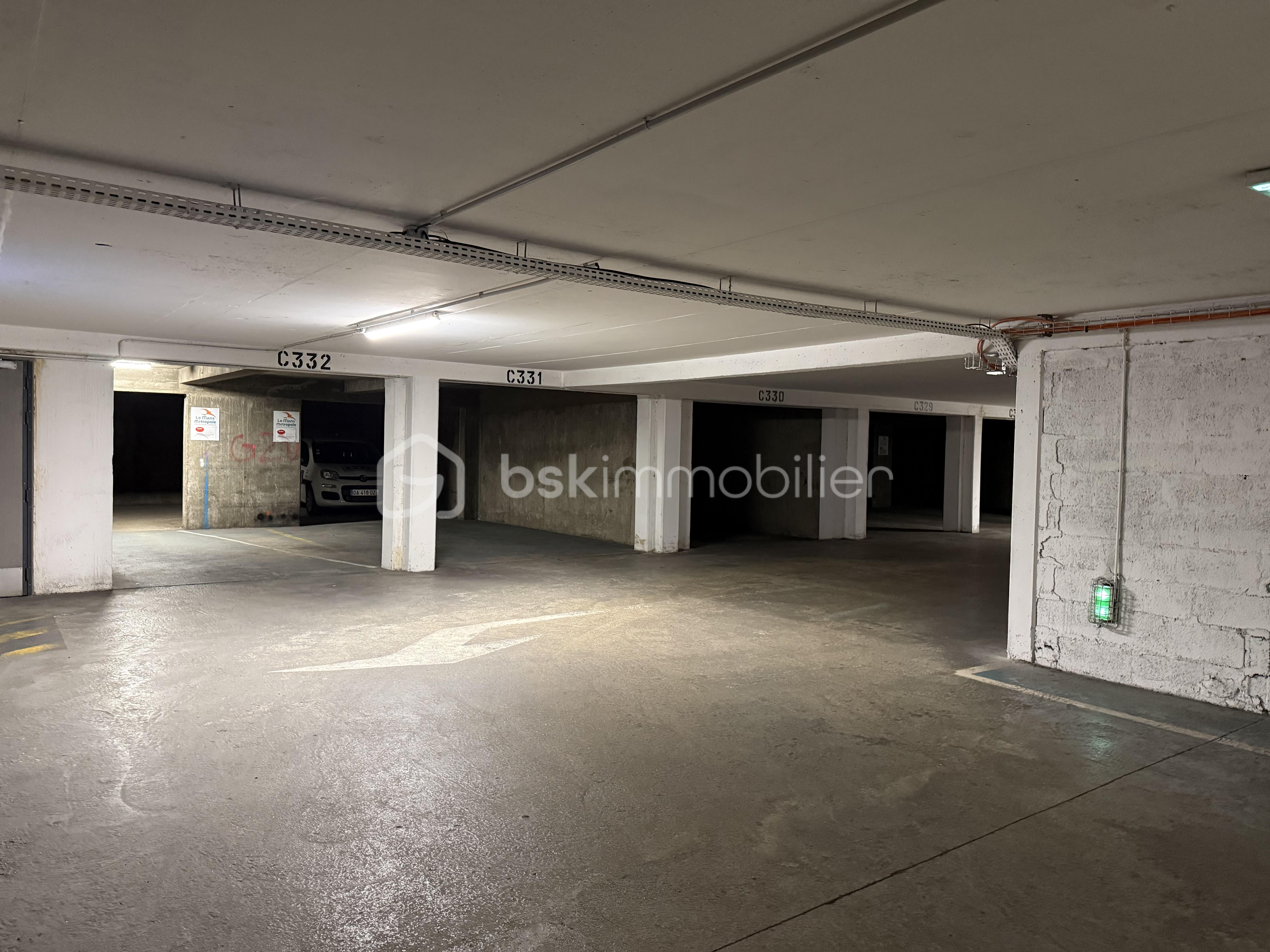 Parking de 10 m² - IMG_2179.jpeg