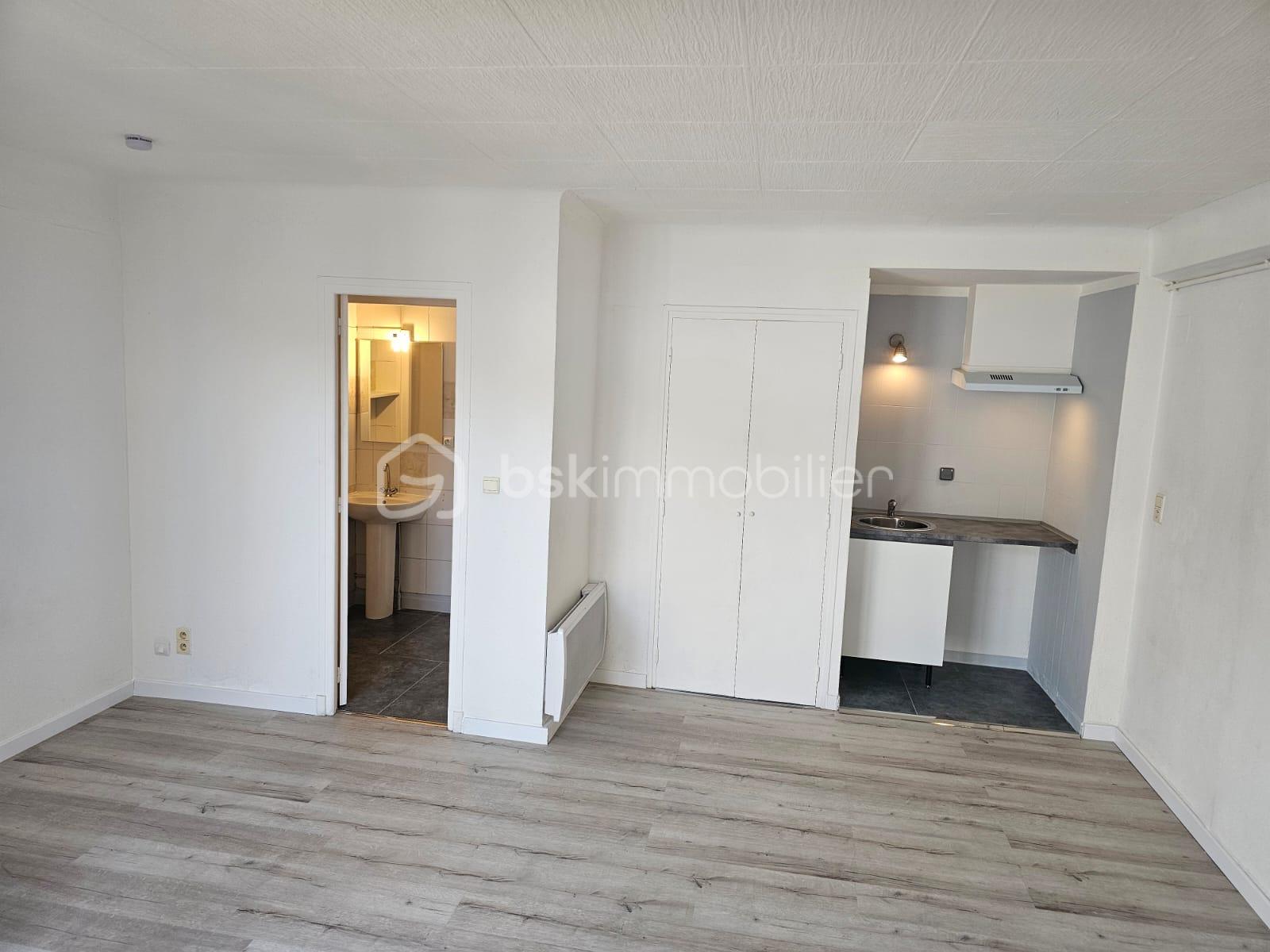Appartement de 22,61 m² - WhatsApp Image 2025-08-05 à 17.05.20_381ccfbc.jpg