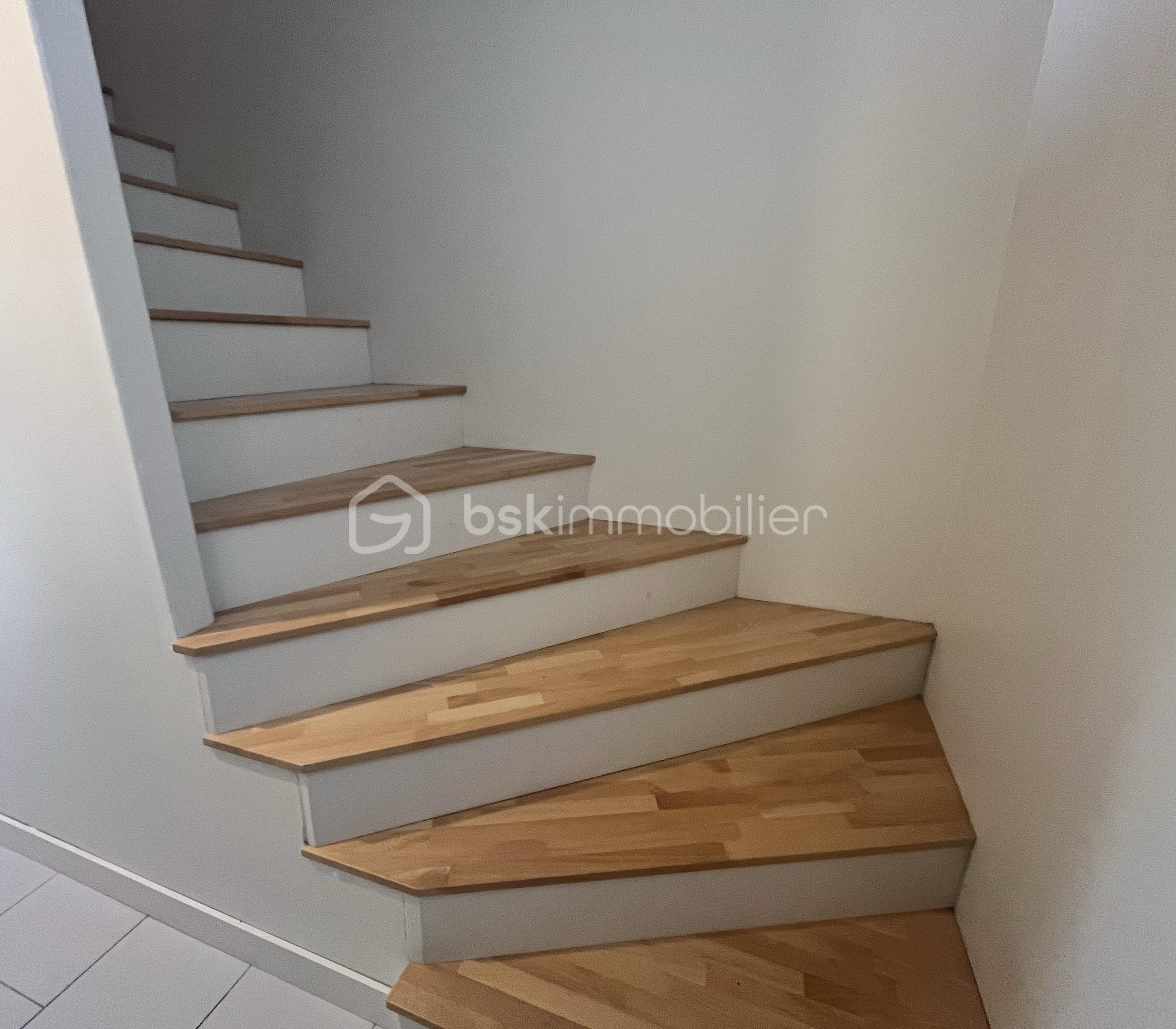 Maison d architecte de 168 m² - tempImage37H03J.png