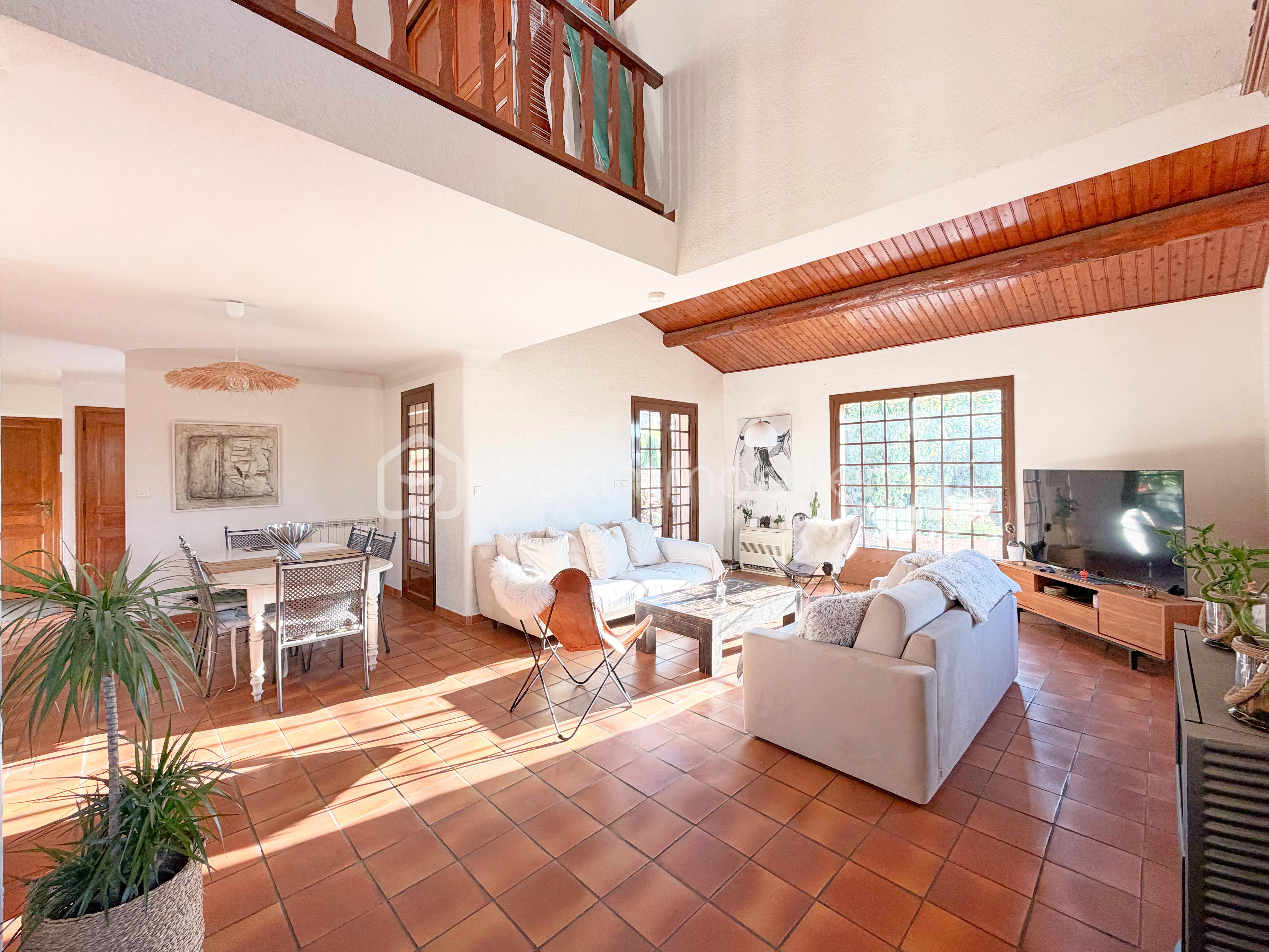 Maison avec piscine proche mer Saint-Cyr-sur-Mer 7.jpg