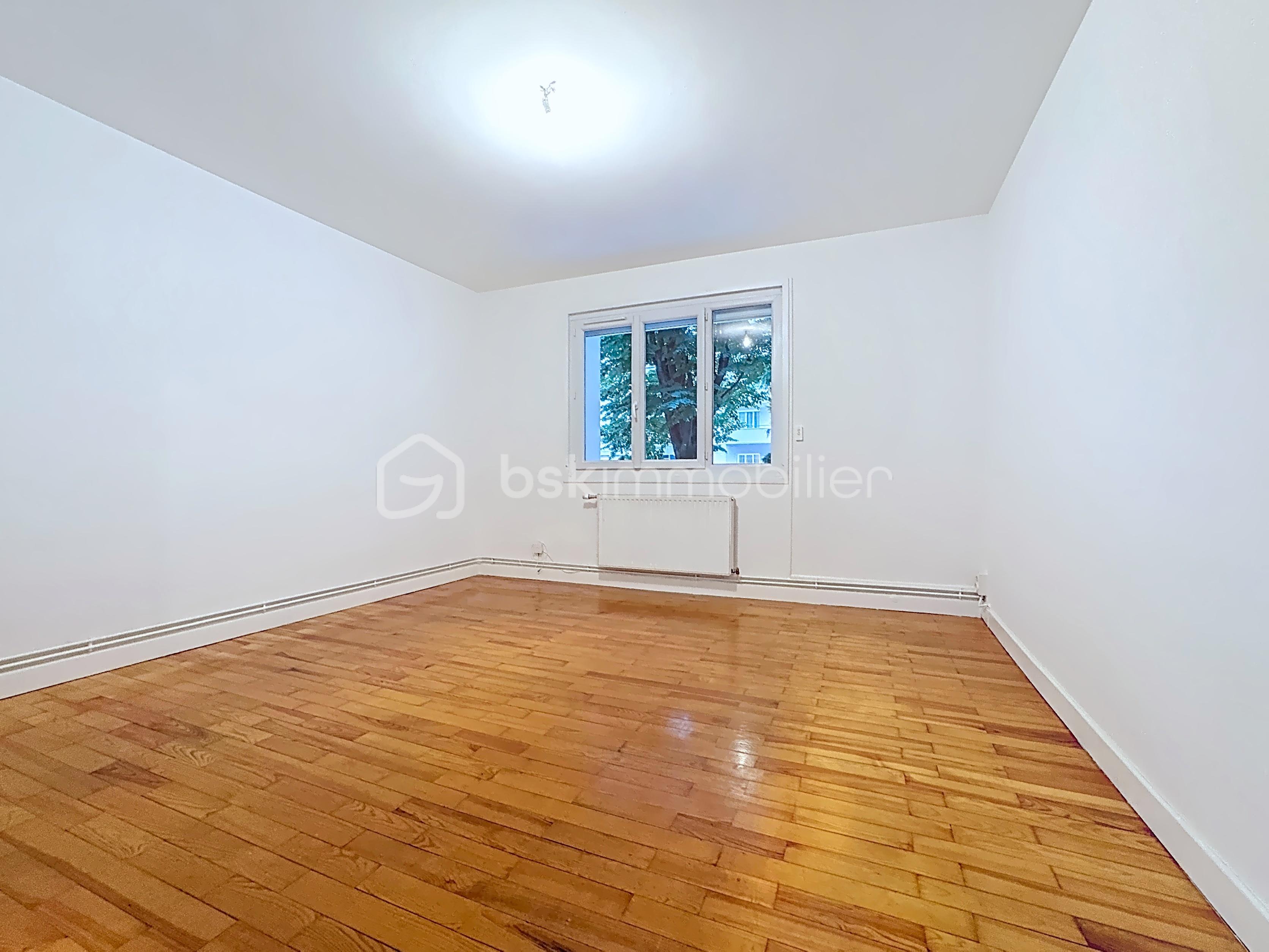 Appartement de 82 m² - 701969ab67d6b92561f8904ae1a10d49.png