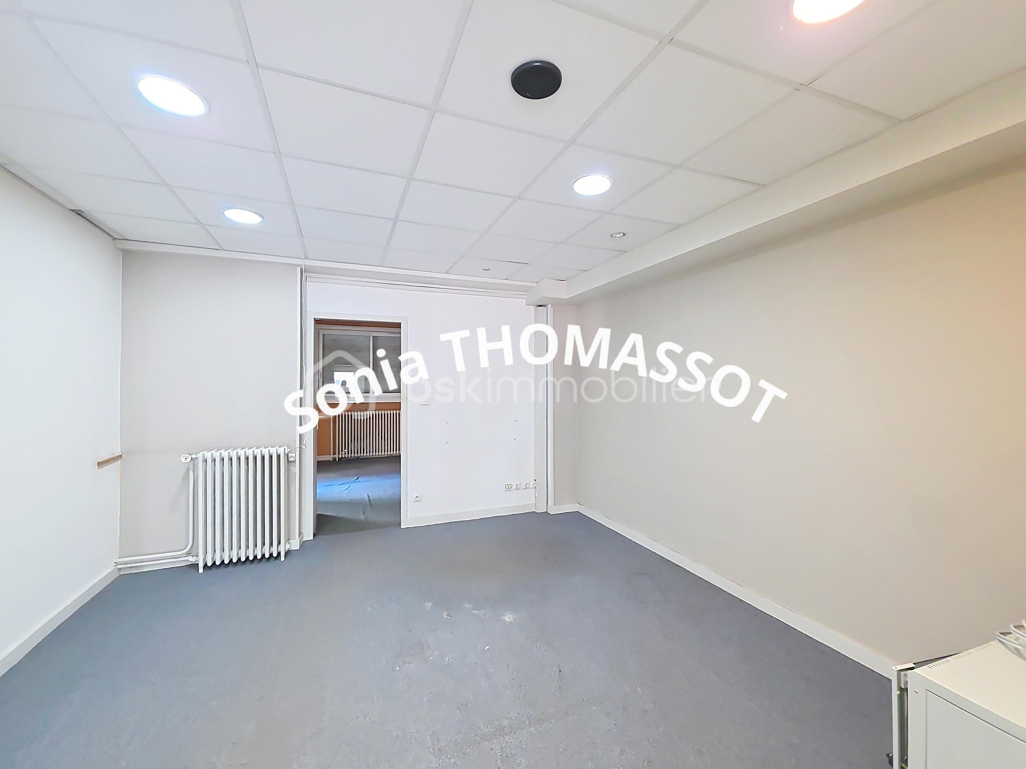Bureau de 100 m² - 47089.jpg