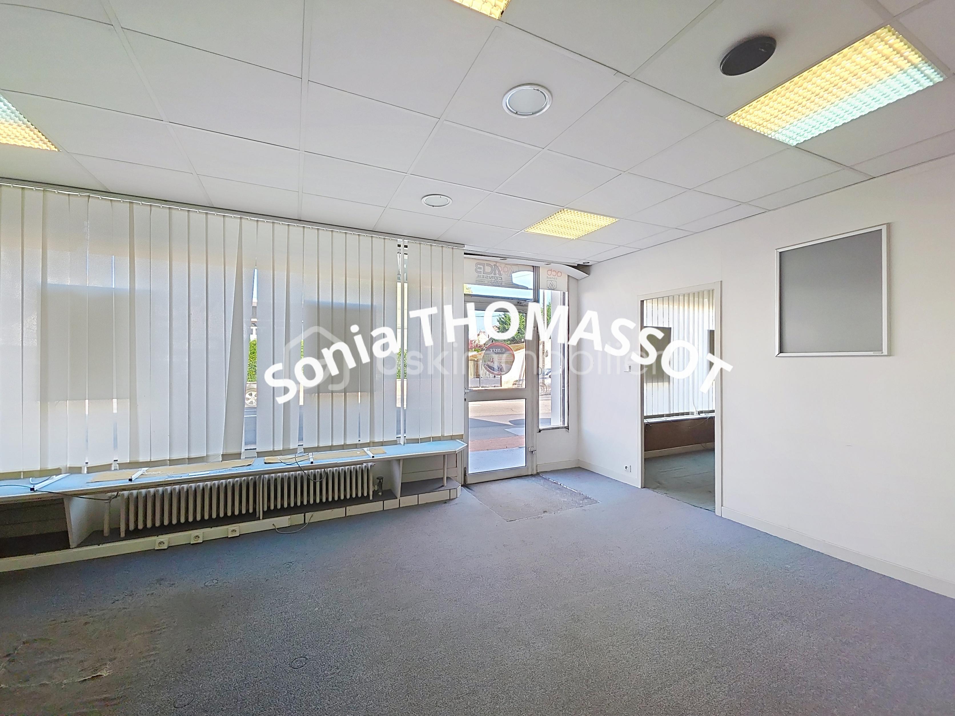 Bureau de 100 m² - 47091.jpg