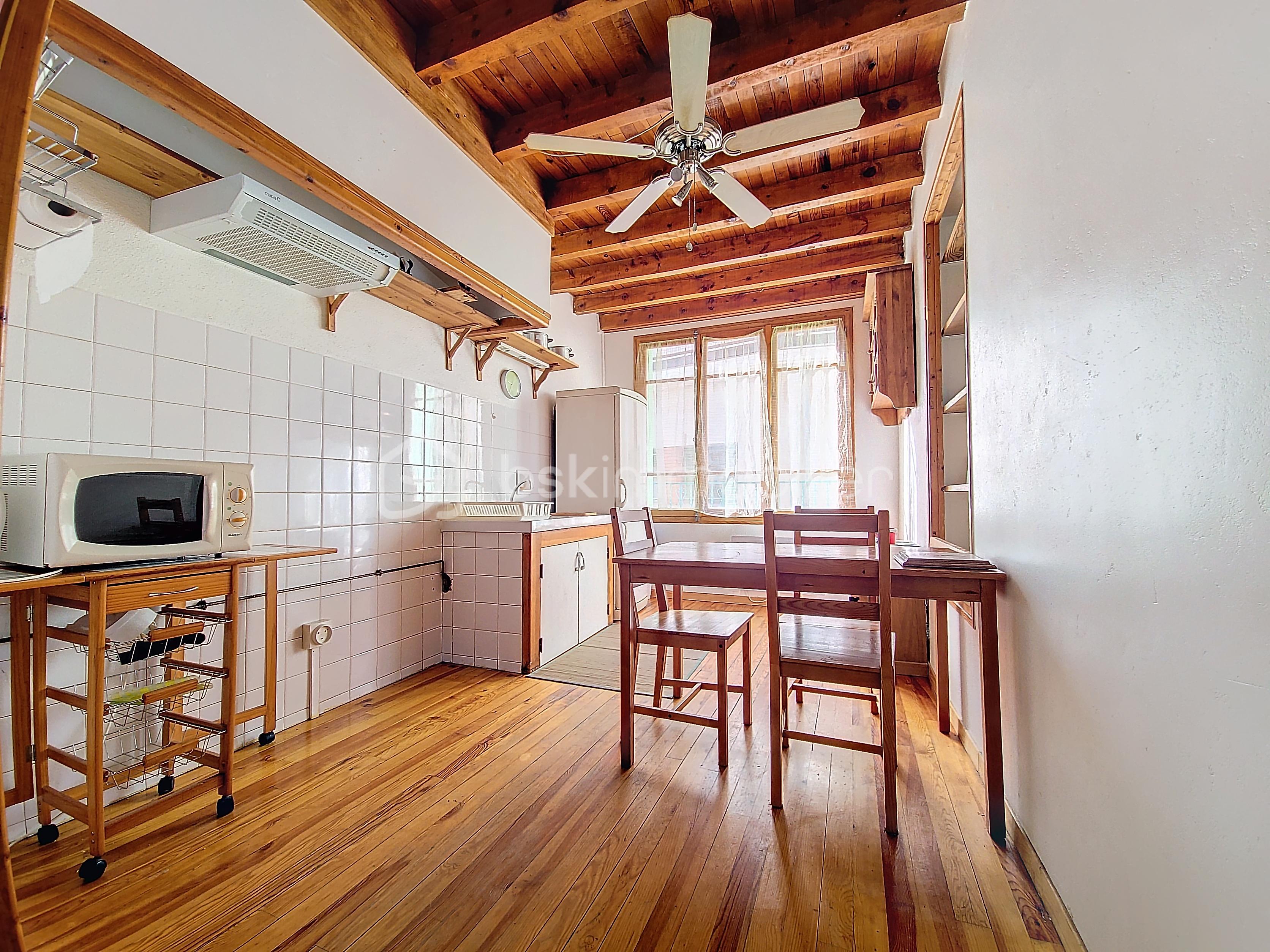 Maison de village de 37 m² - aYVRHVnpZV2RsVDJ4bGRIUmwtMjAyNDA0MTIwOTM4MDk_20240424093700_23918_7fccc55.jpg