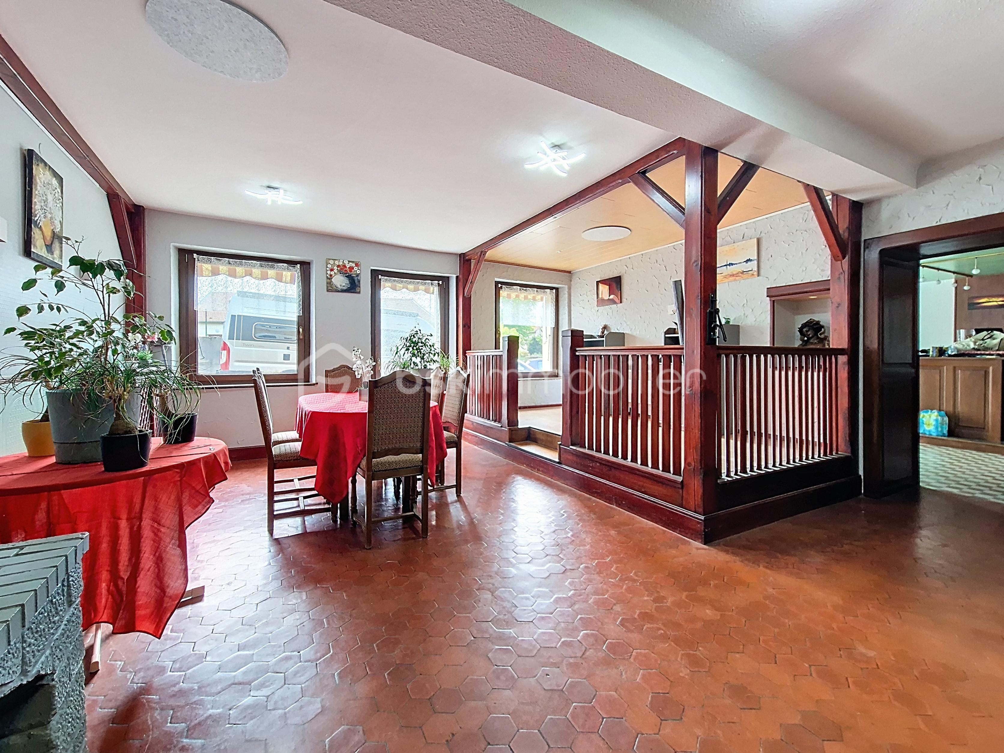 Maison de 320 m² - restaurant-rouvroy_00002.jpg