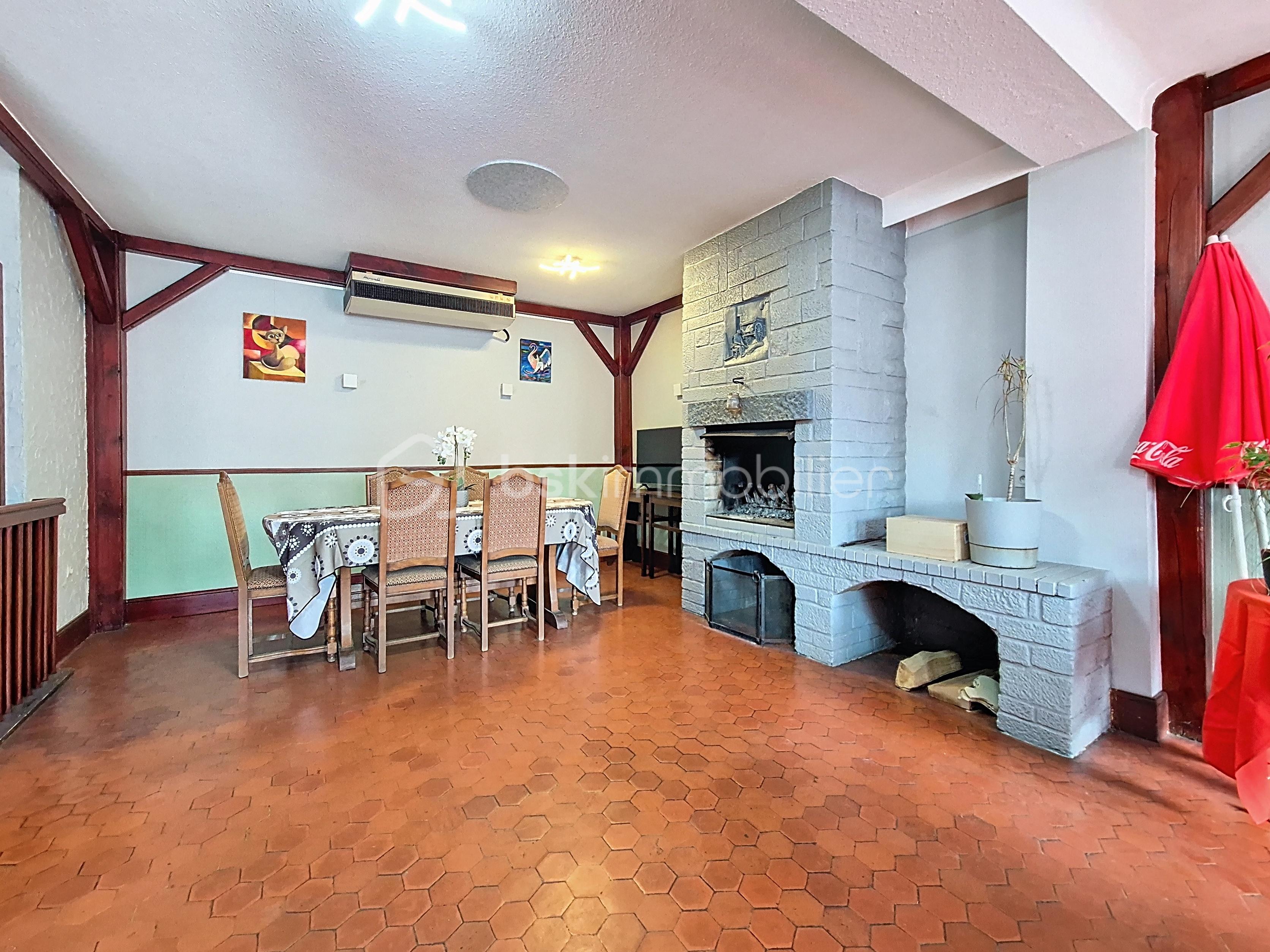 Maison de 320 m² - restaurant-rouvroy_00003.jpg