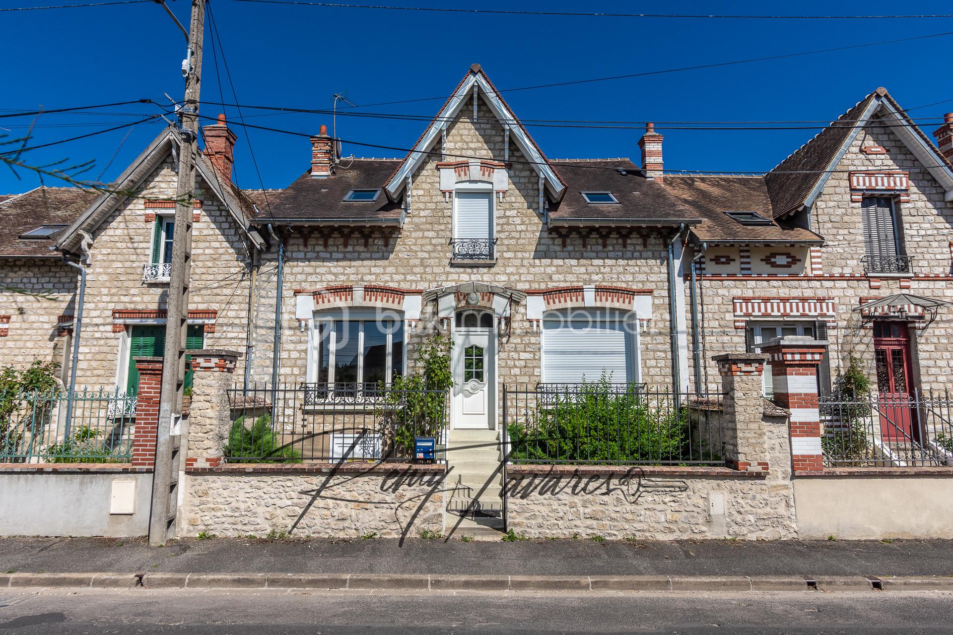 Maison 6 pièces 154 m² · à Nemours · 154 m² · 375 000 €