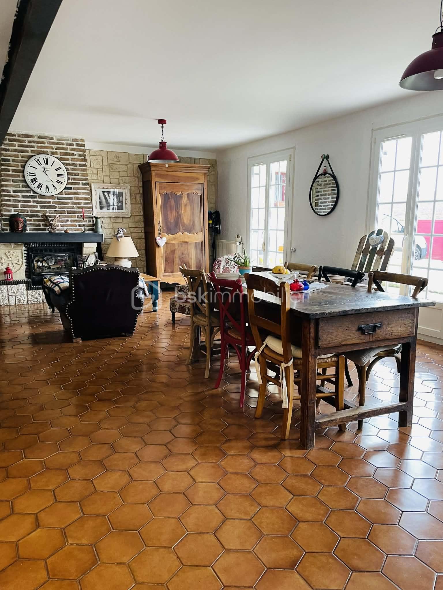 Mr Guet Sejour 2.jpg