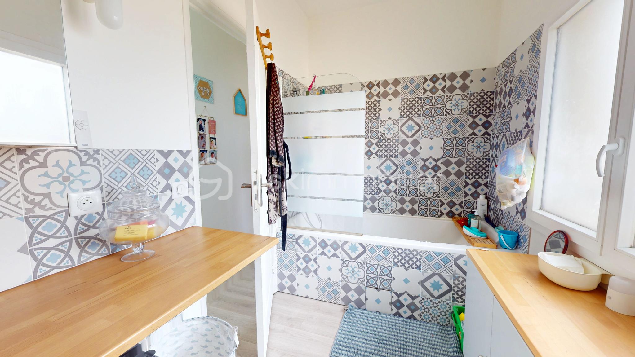 Maison de 122 m² - 26-Rue-du-Chemin-de-Fer-03102025_183831.jpg