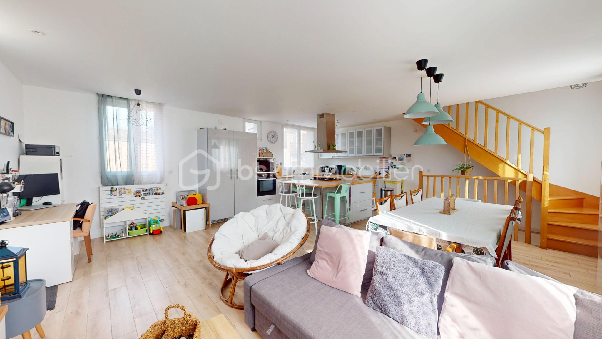 Maison de 122 m² - 26-Rue-du-Chemin-de-Fer-03102025_184416.jpg