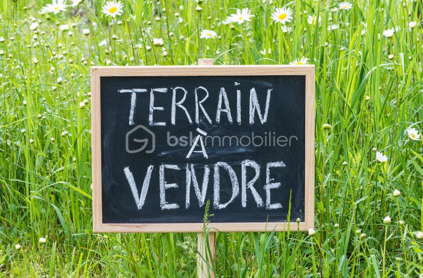 Terrain de 728 m²
