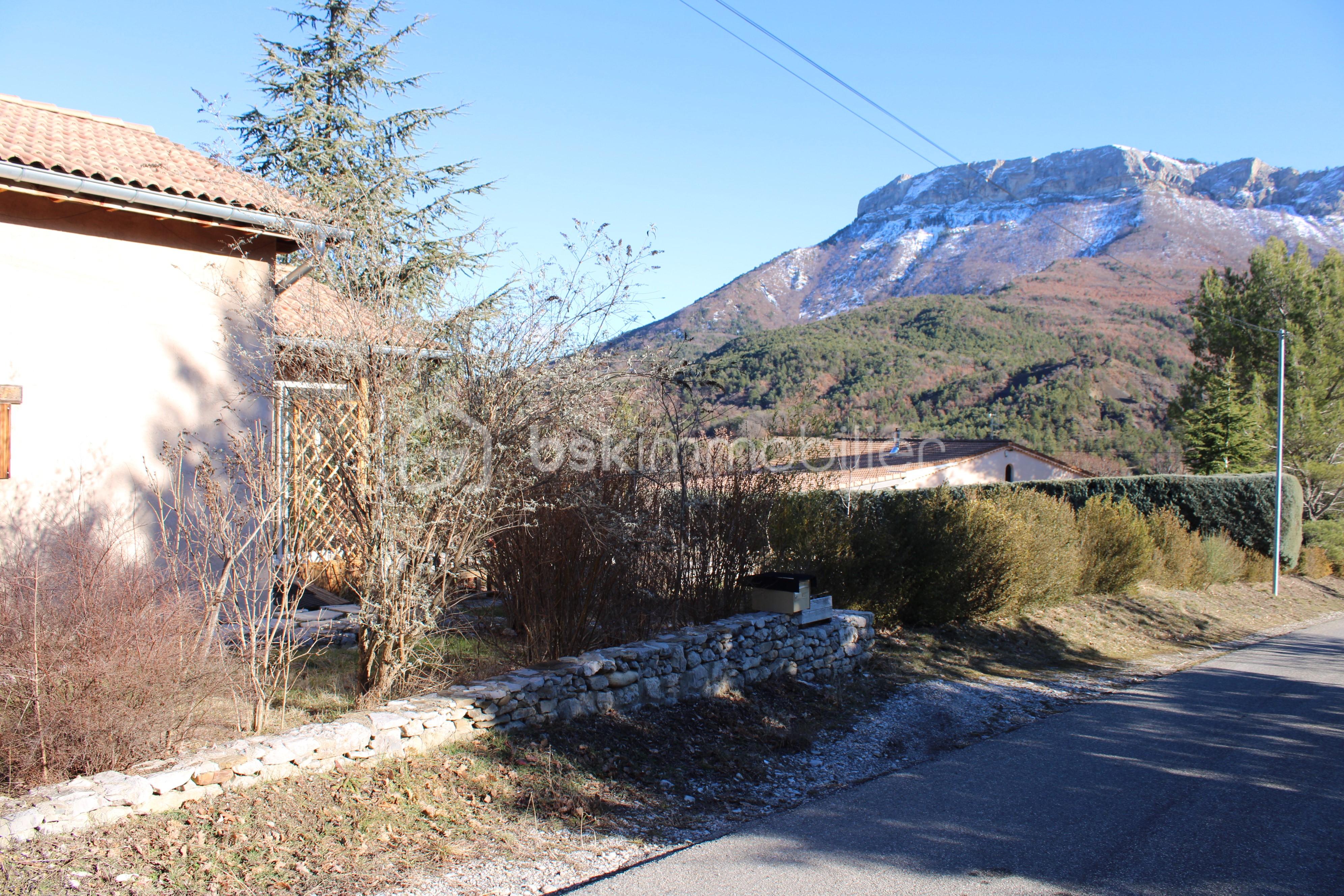 Maison de 35 m² - Photo 4 haie.jpg