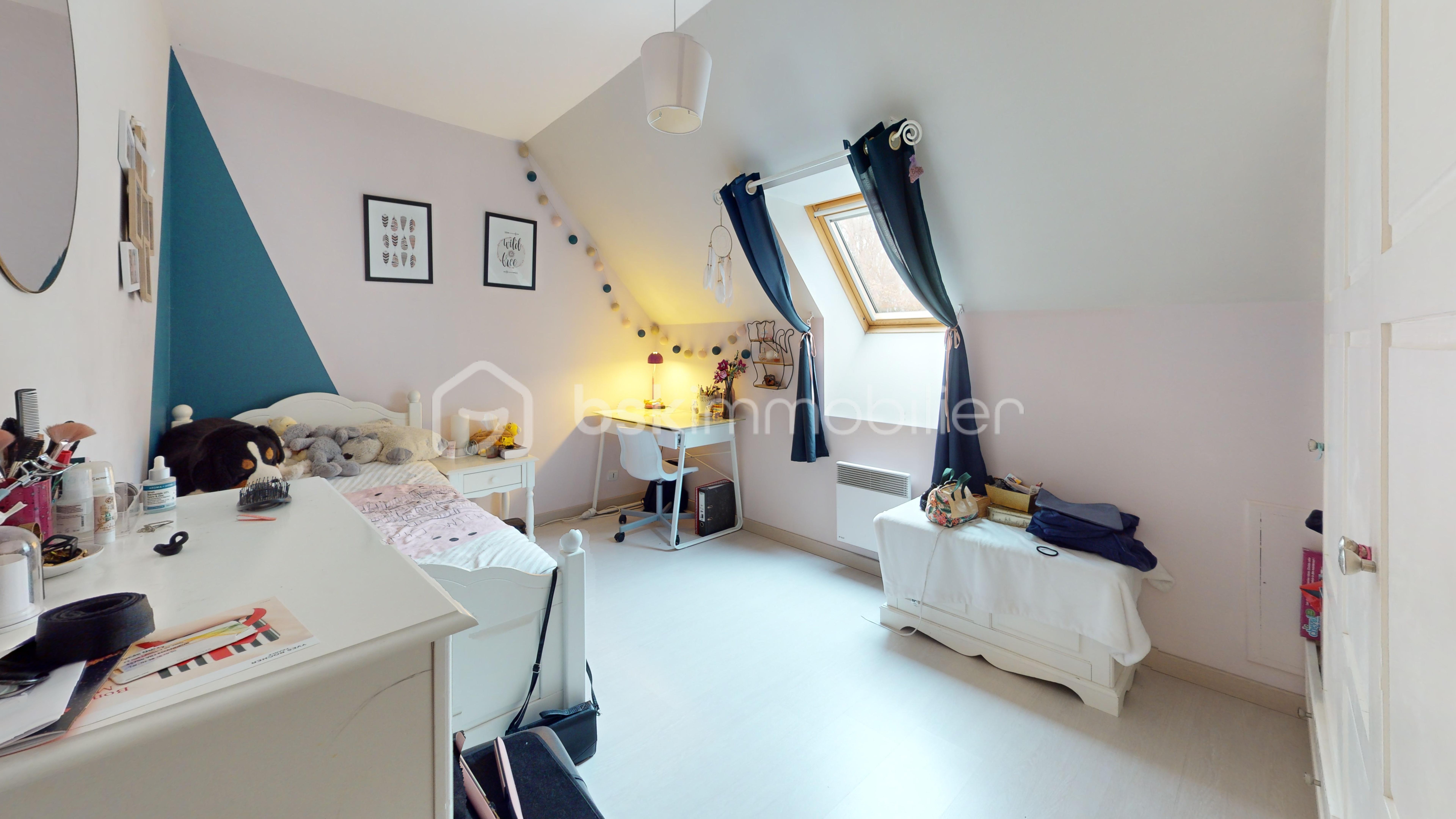 La-Morine-Bedroom 4.jpg