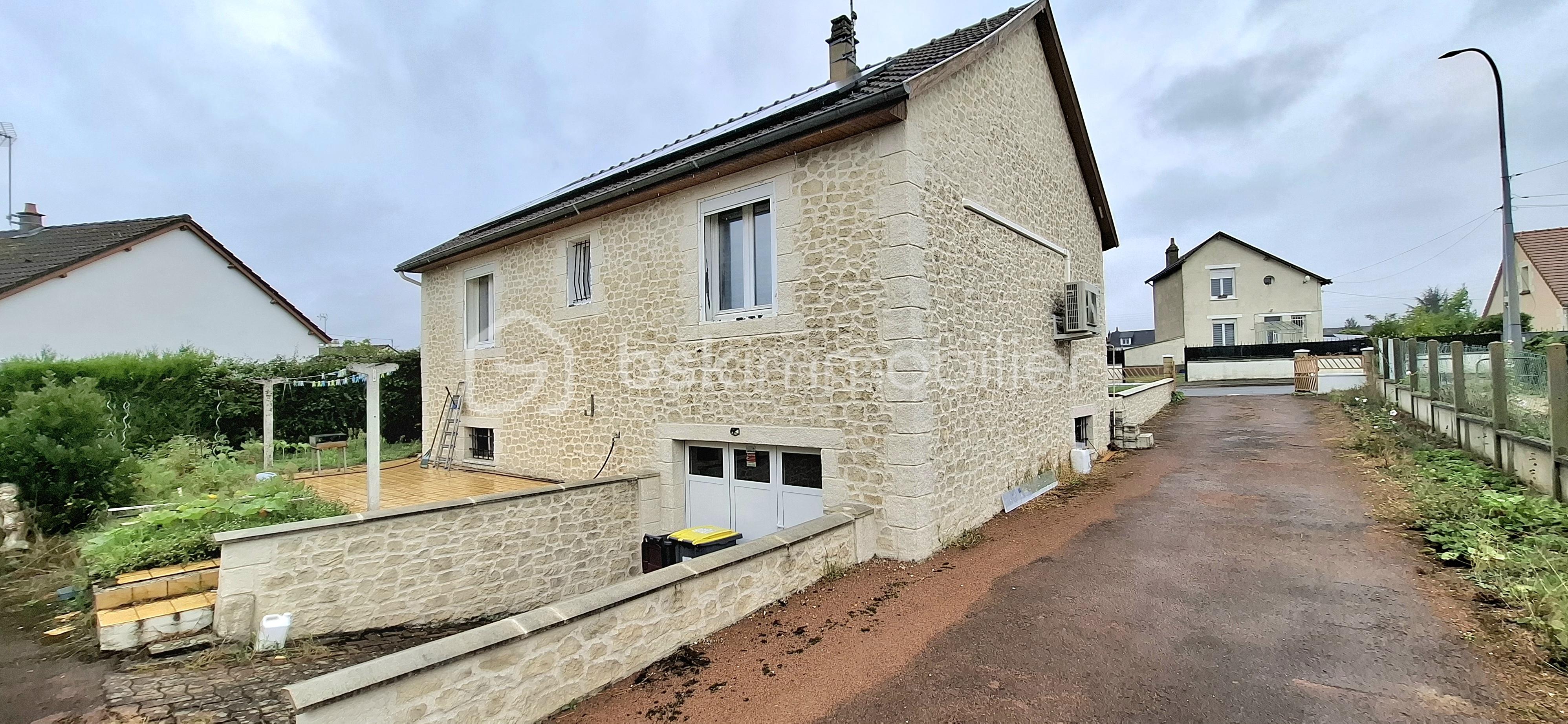 Maison traditionnelle de 77 m² - 20250902_144439.jpg