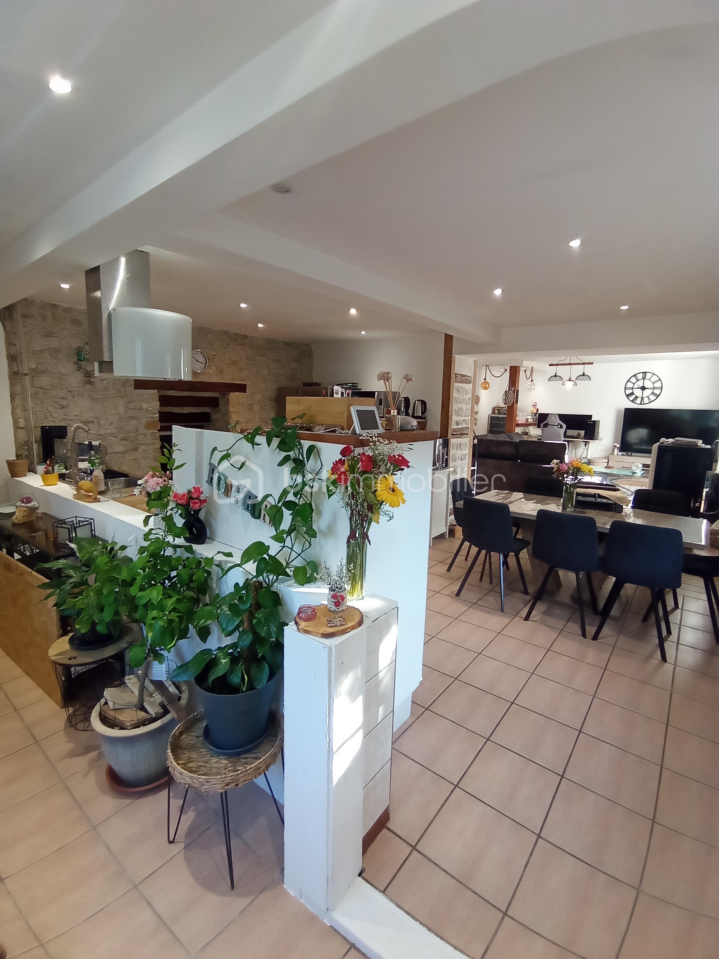 Maison de 230 m² - ETREPIGNEY 310.jpg