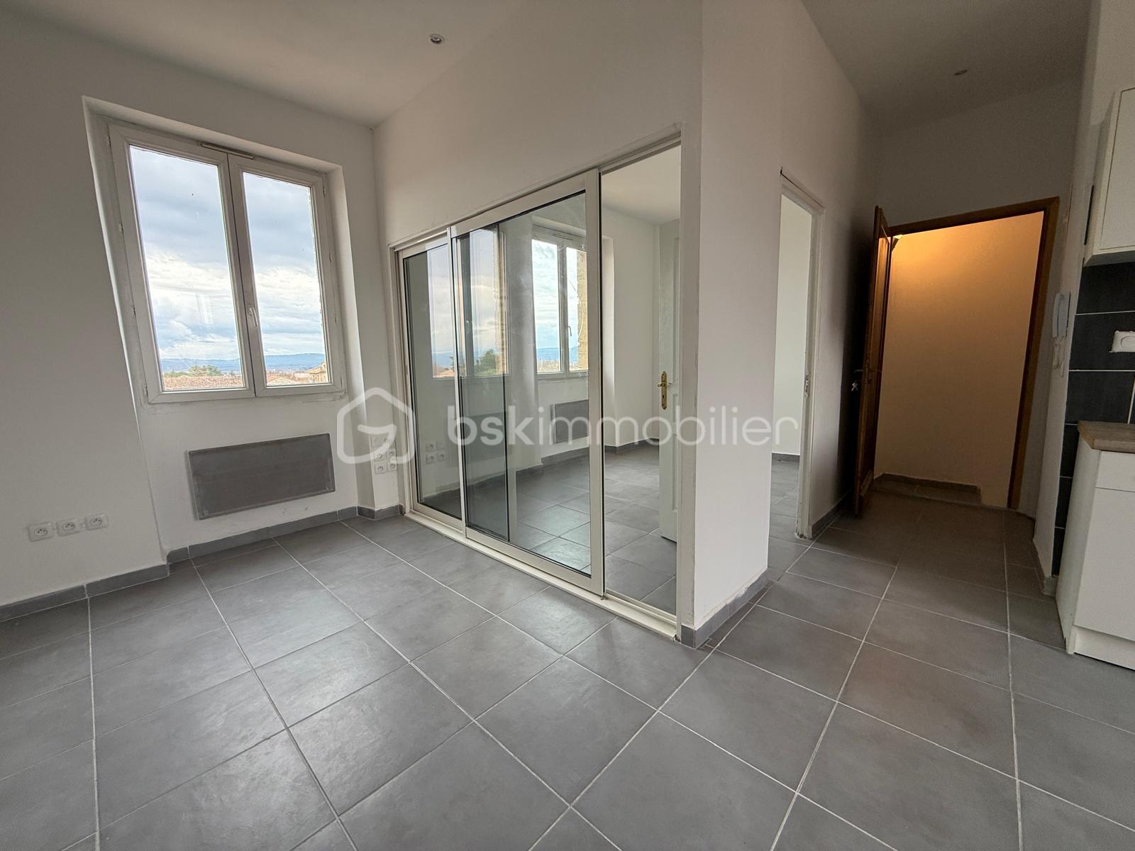 Immeuble de 155 m² - WhatsApp Image 2026-01-24 at 10.31.16 (23).jpeg