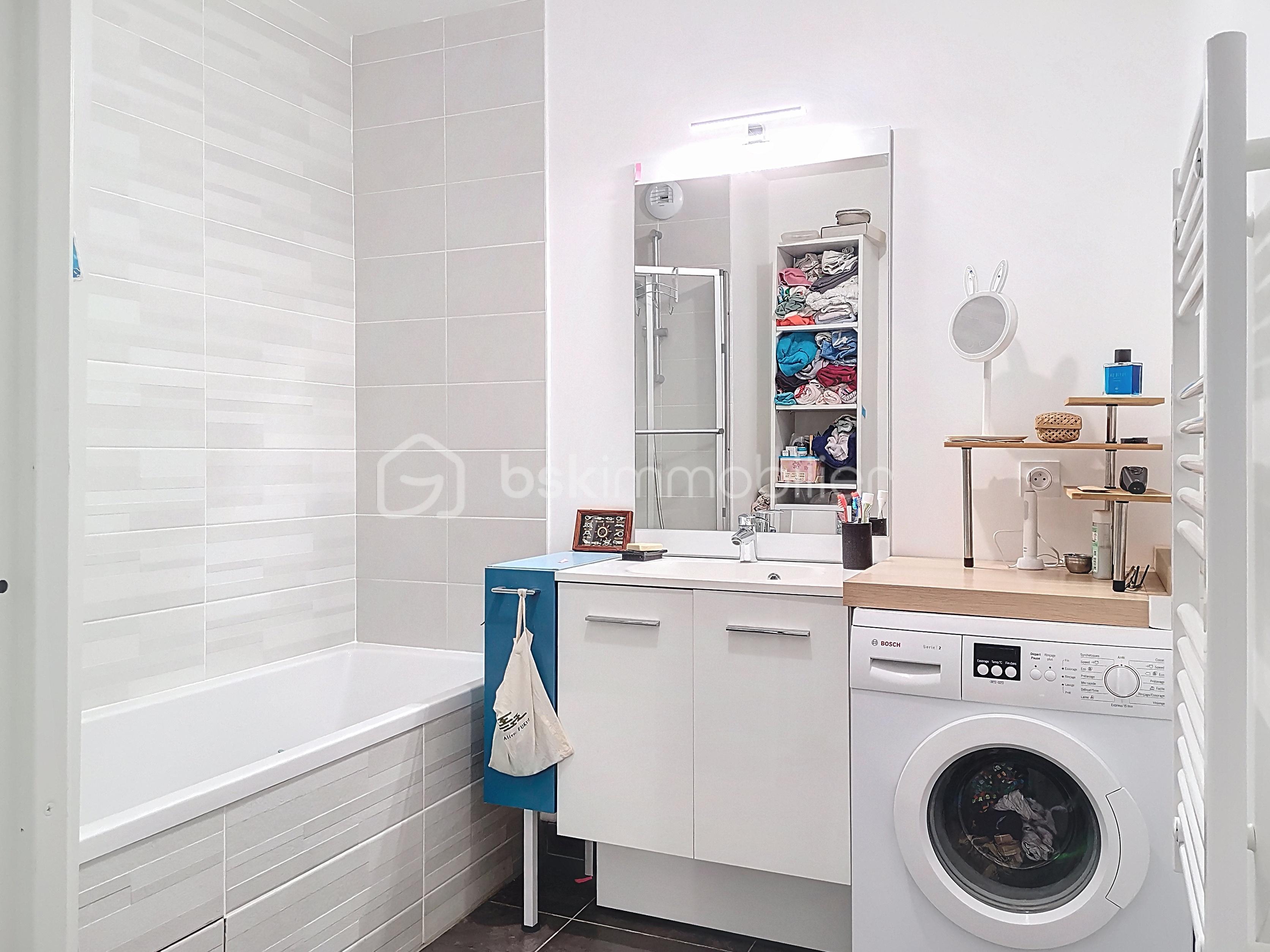Appartement de 58,60 m² - 12 SDB.jpg