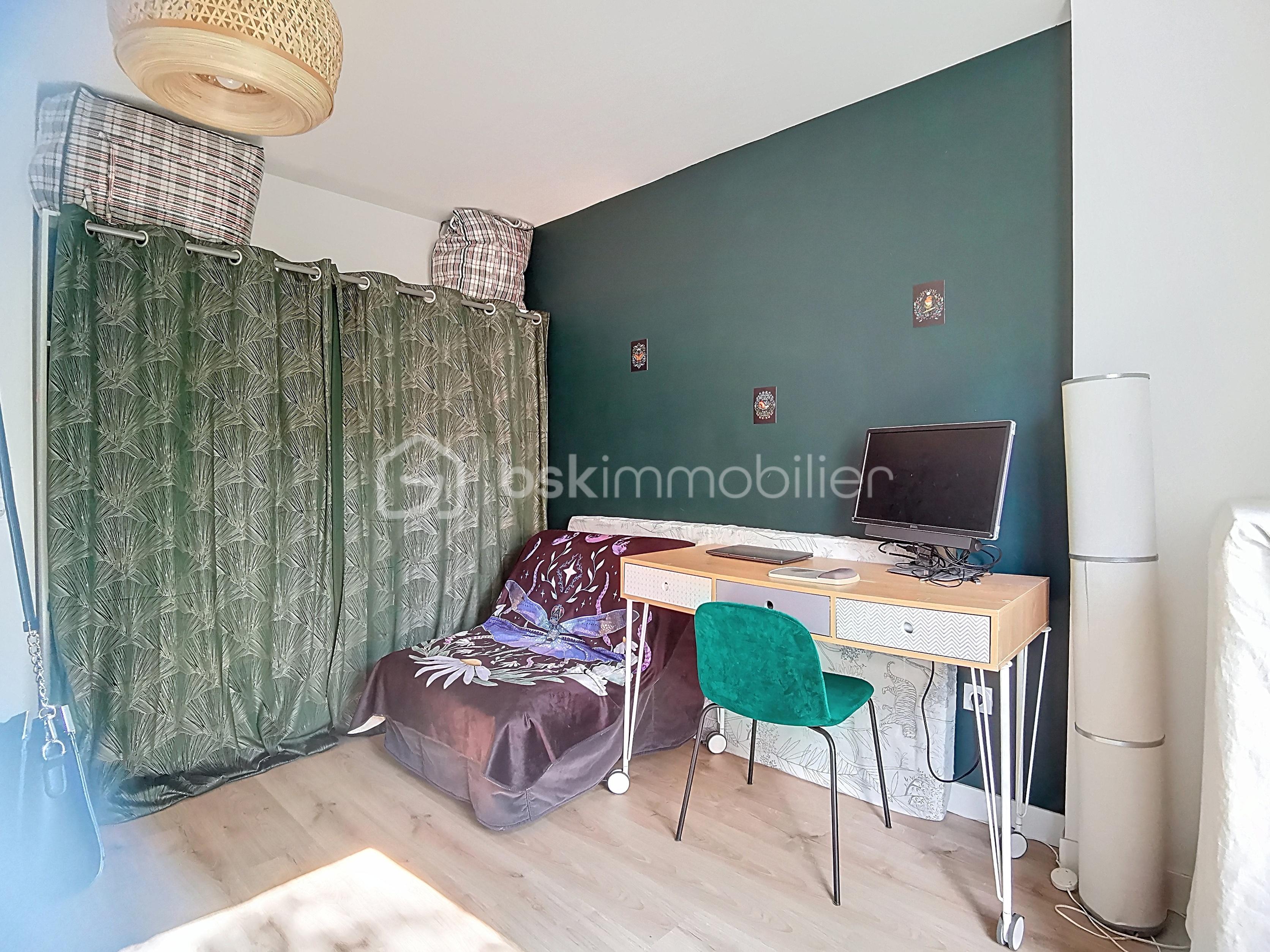 Appartement de 58,60 m² - 10 Chambre 2 (1).jpg