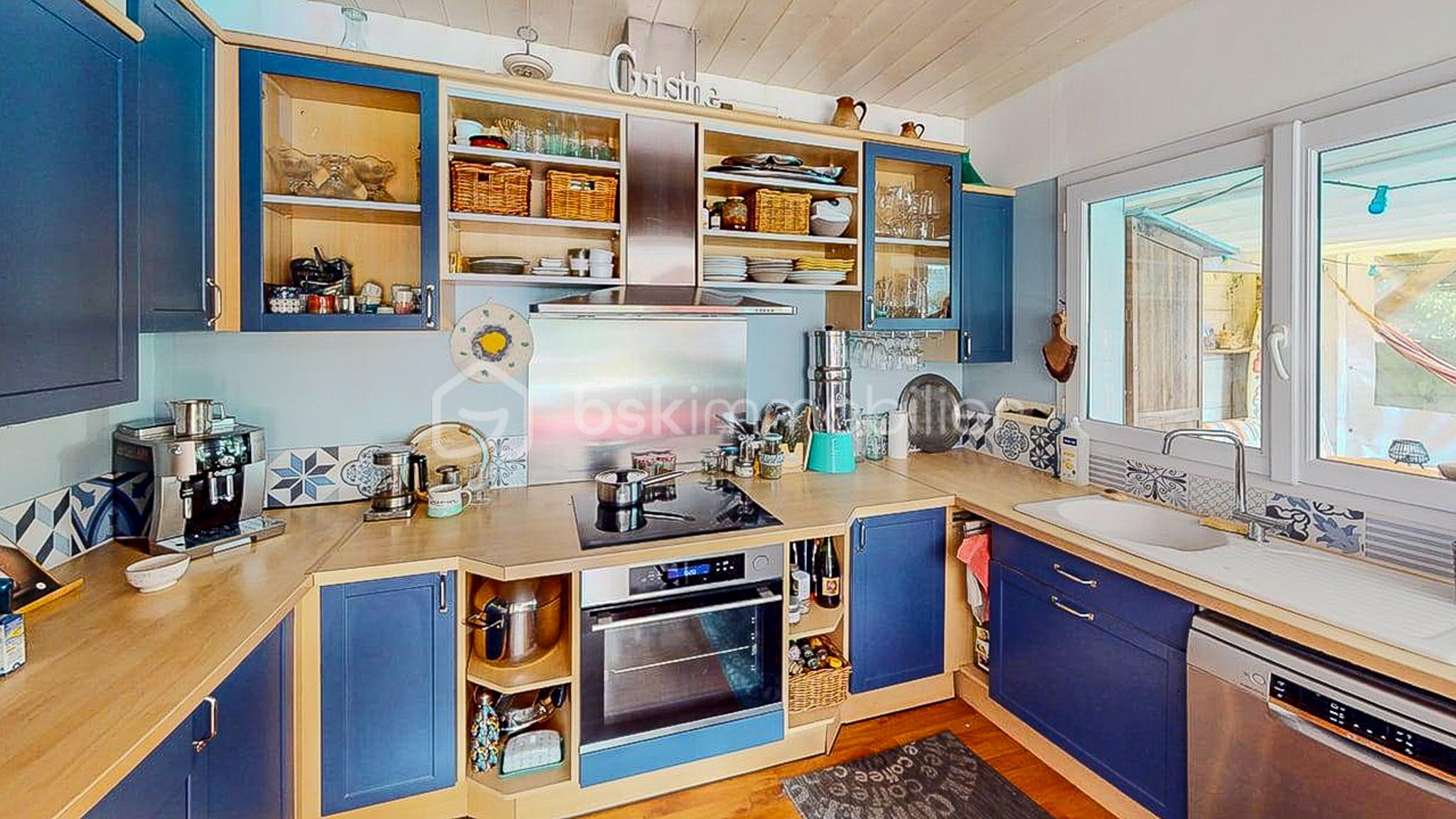 Maison de 134 m² - Maison-avec-piscine-Capreton-Kitchen.jpg