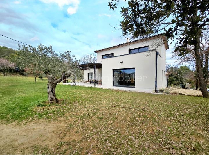 Maison de 156 m² - 2.jpg