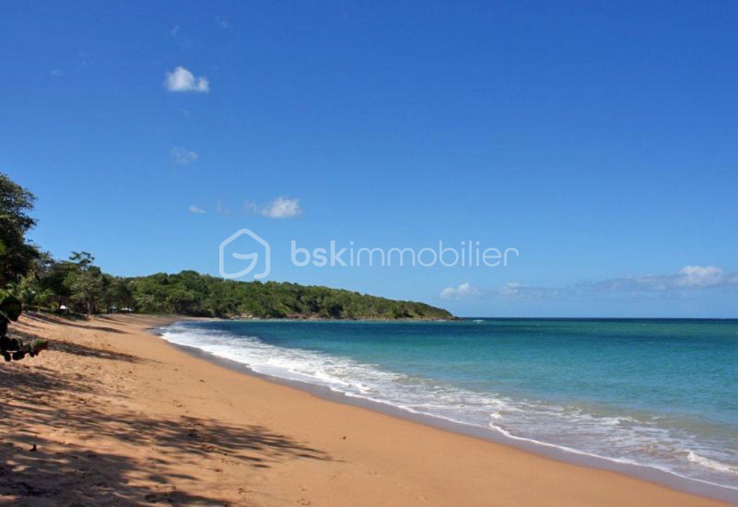 Maison de 193 m² - plage_des_amandiers