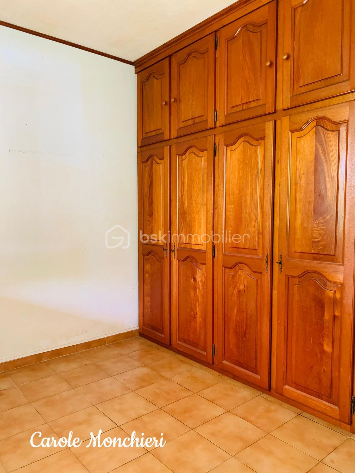 Maison de 193 m² - IMG-20250623-WA0010.jpg