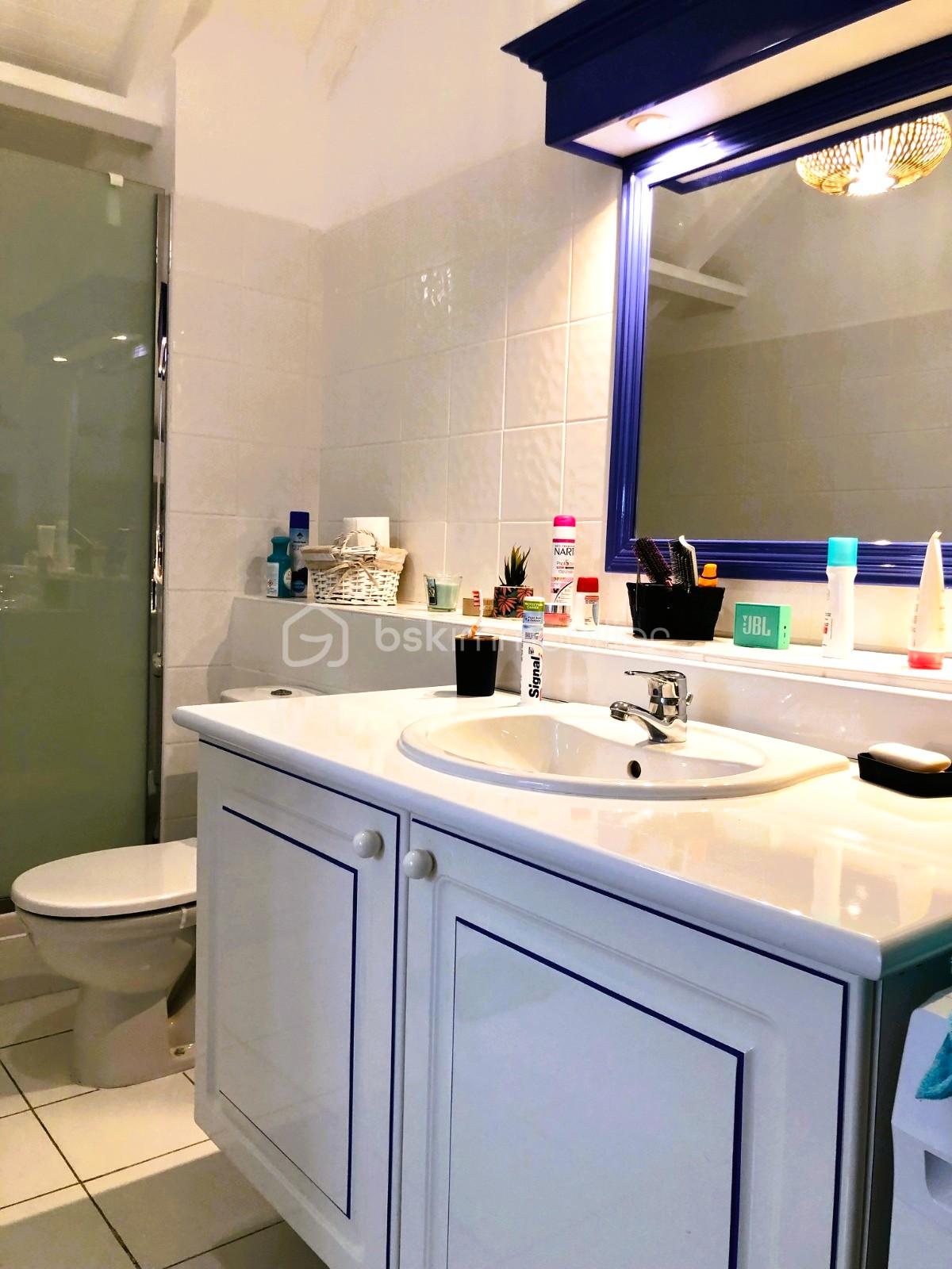 Appartement de 78 m² - SDB3.jpg