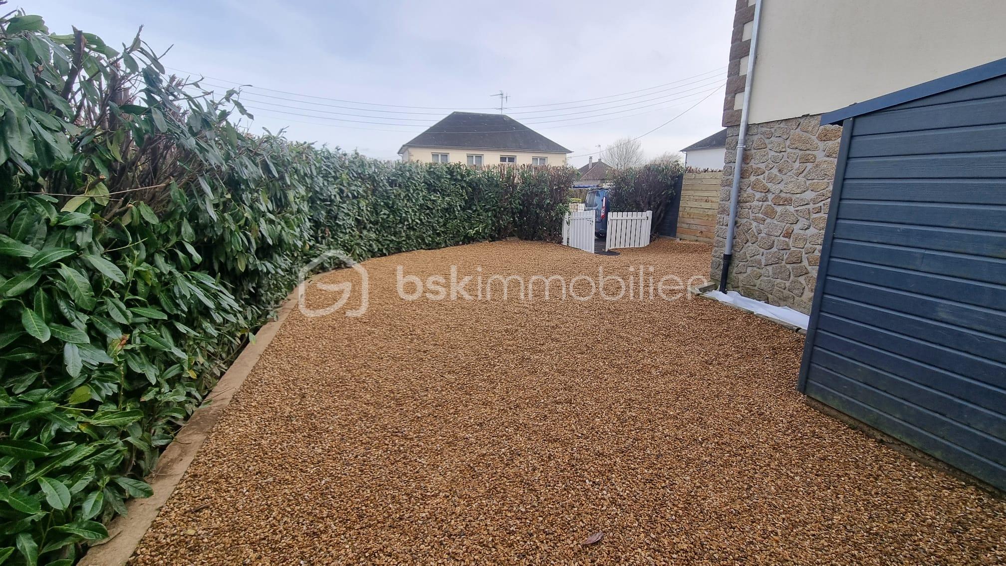 WhatsApp Image 2026-04-01 at 16.42.03.jpeg