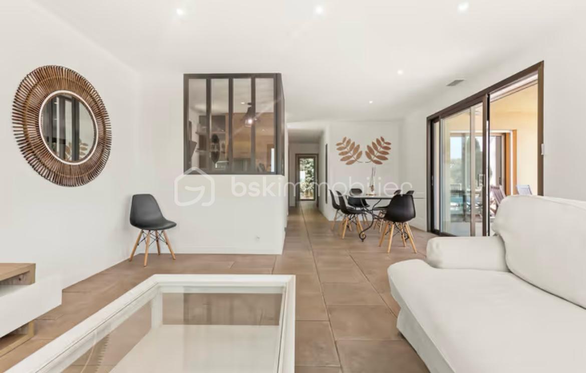 Maison de 210 m² - d3643626-06ab-49ba-9c1d-5a21e12d7e0c.JPG