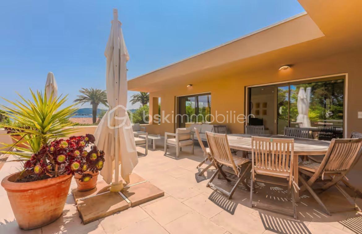 Maison de 210 m² - ef8f543d-6c3a-461d-b101-b26d4c7dc9d7.JPG